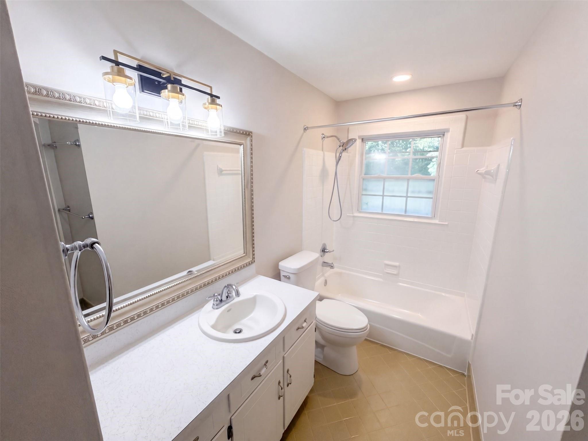 1030 Mclaughlin Drive Property Photo 12