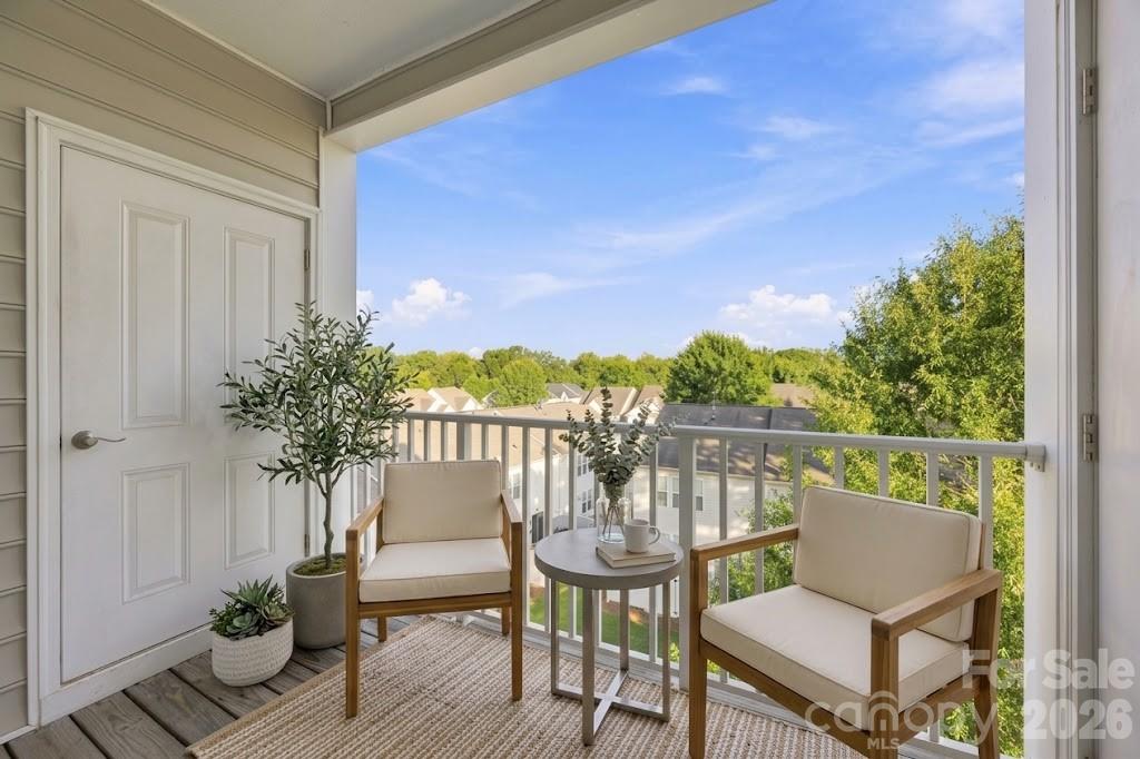 6605 Central Pacific Avenue Property Photo 19