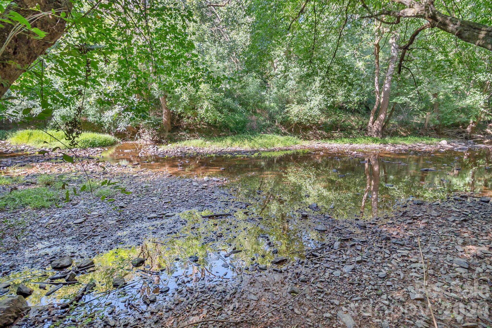 589 Bill Curlee Road Property Photo 16