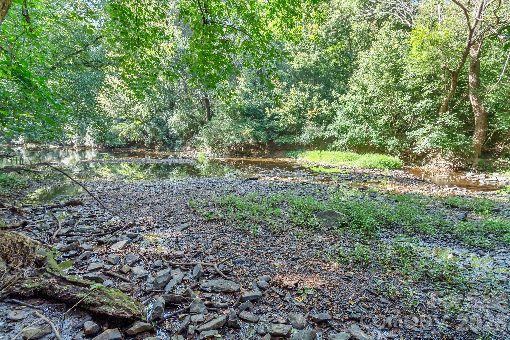589 Bill Curlee Road Property Photo 22