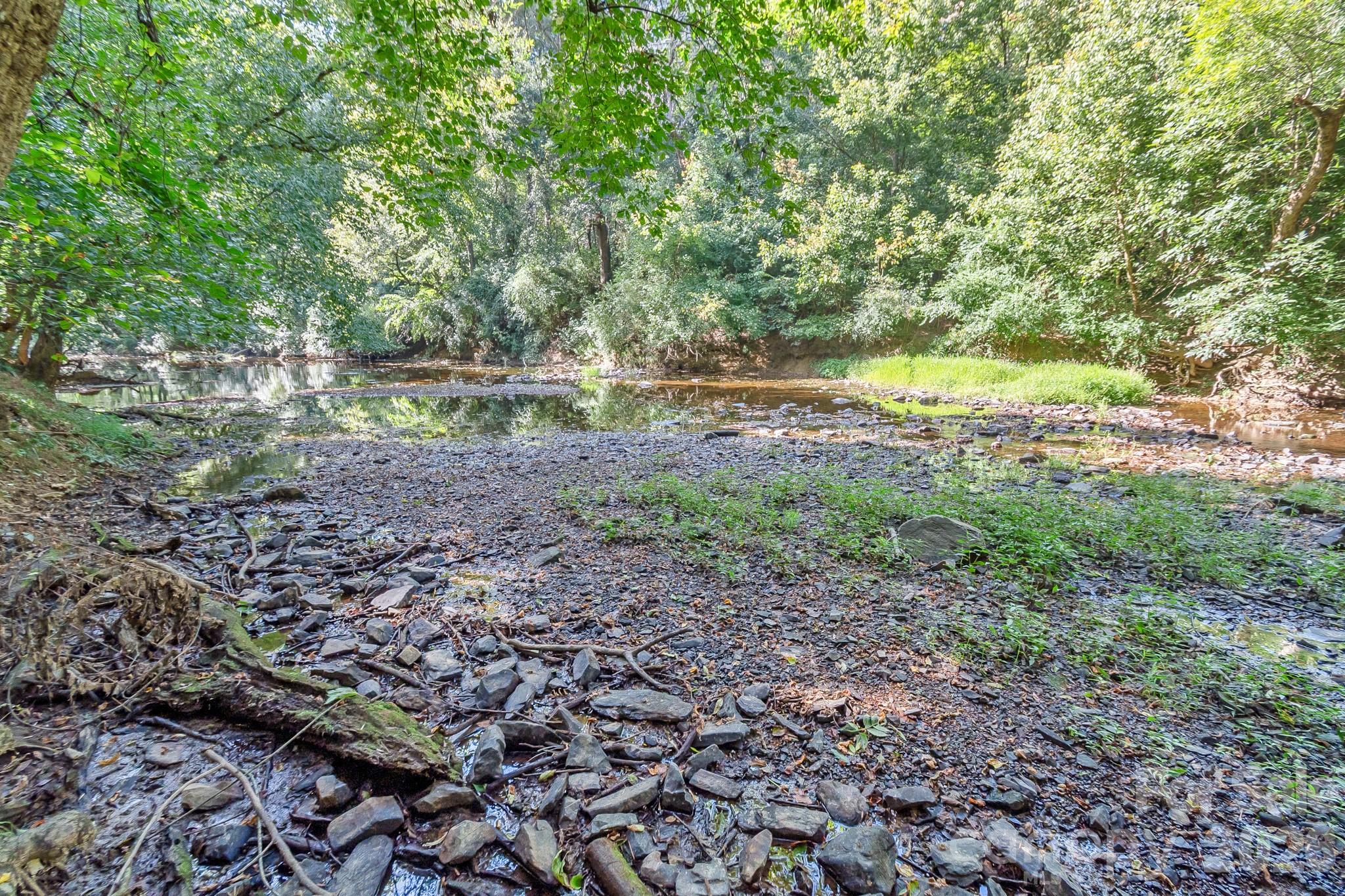 589 Bill Curlee Road Property Photo 23