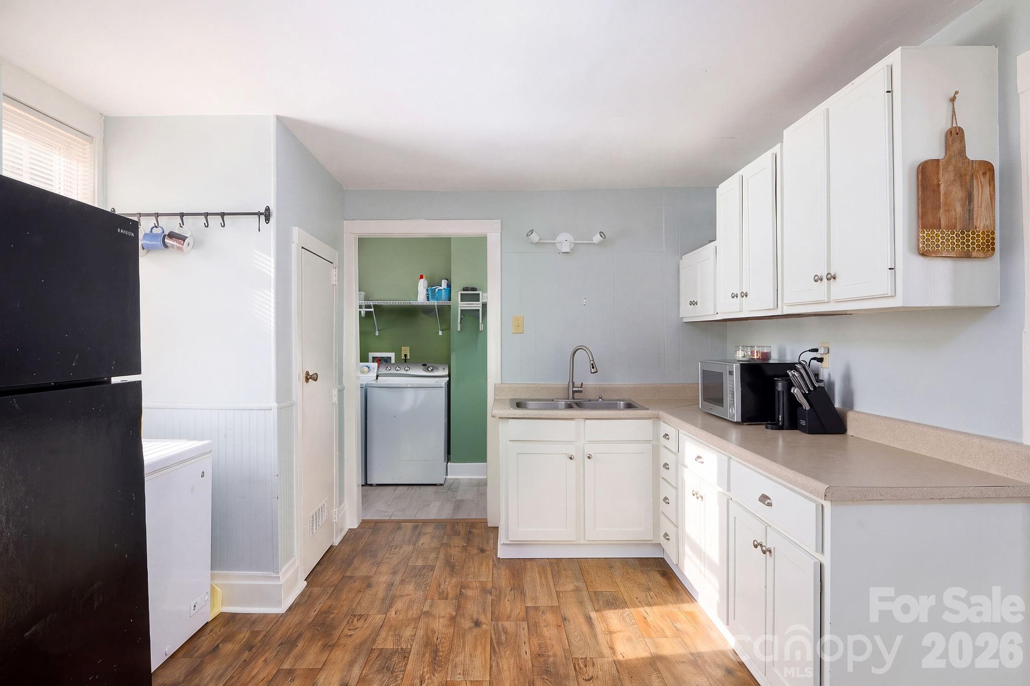 404 W 7th Avenue Property Photo 8