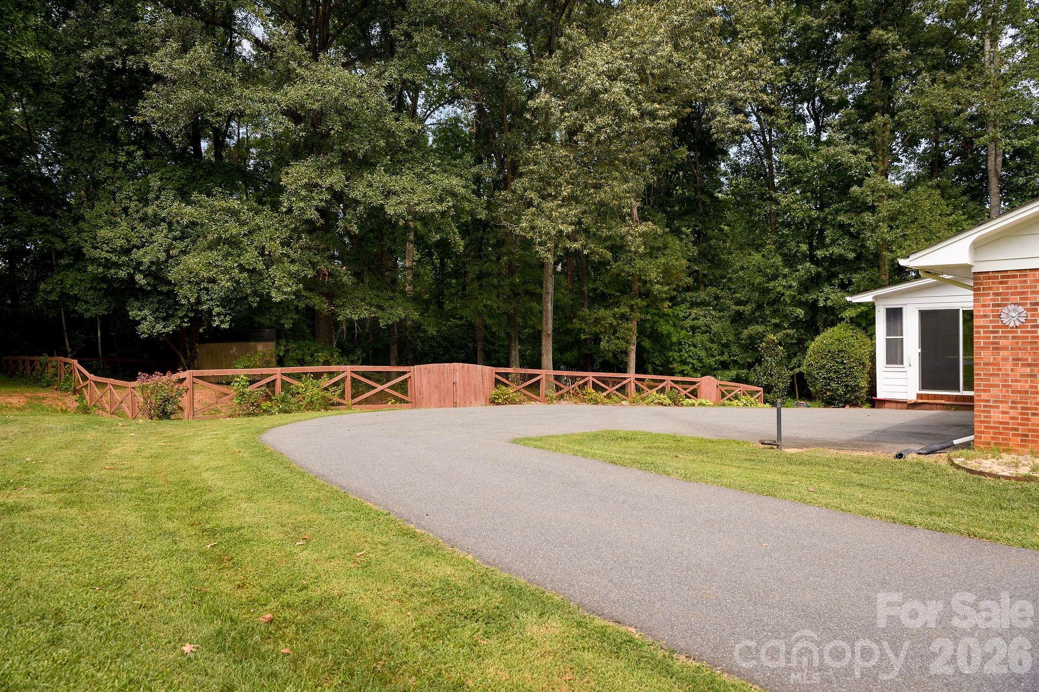 229 Random Road 2 Property Photo 13