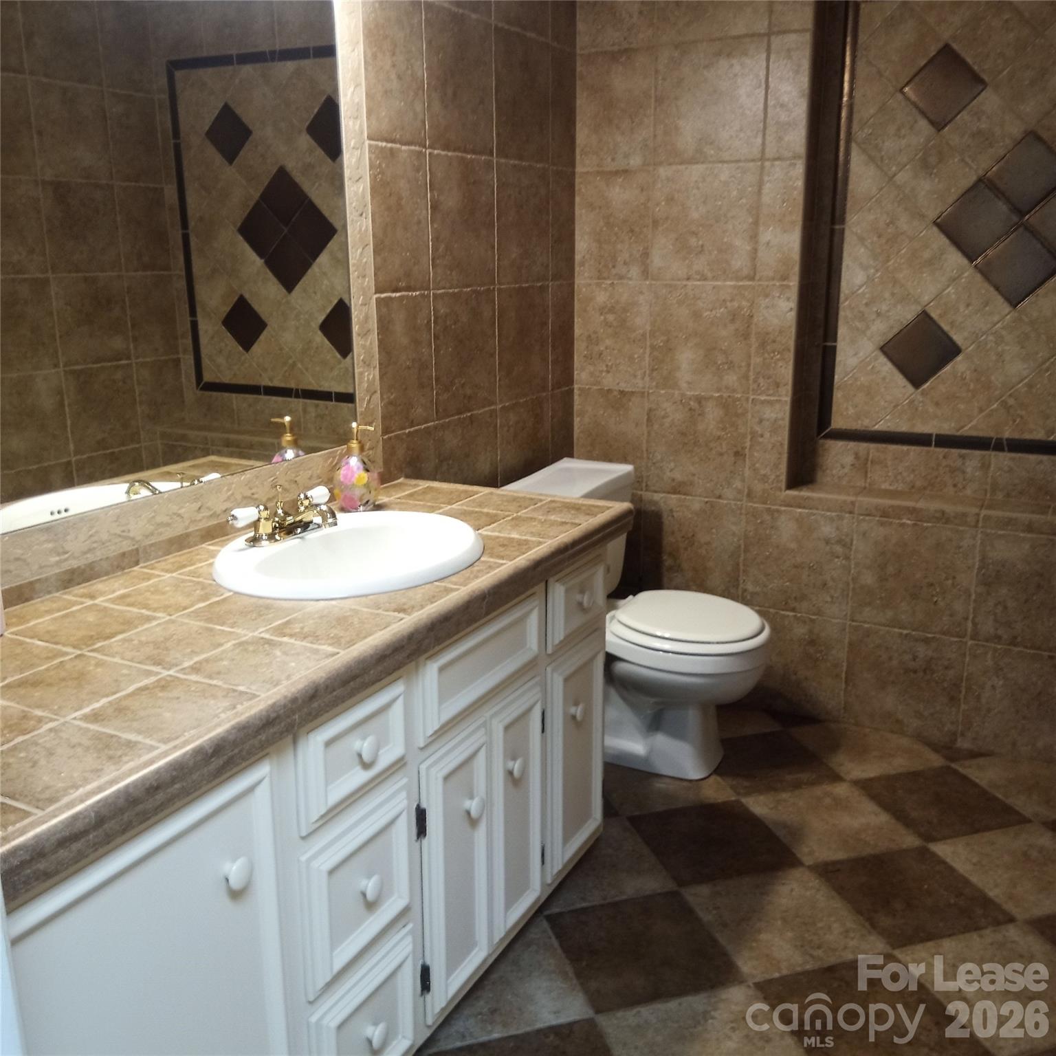 620 4th Street Property Photo 7