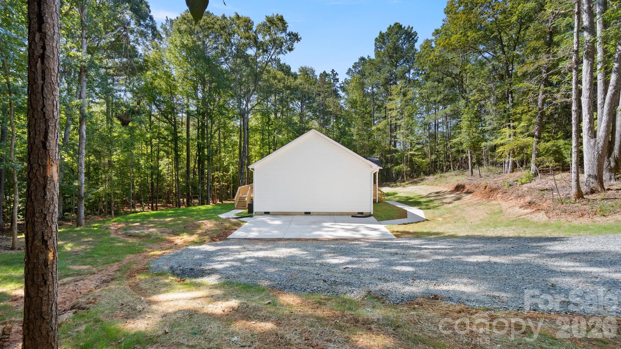 2820 Rock Chimney Circle Property Photo 43