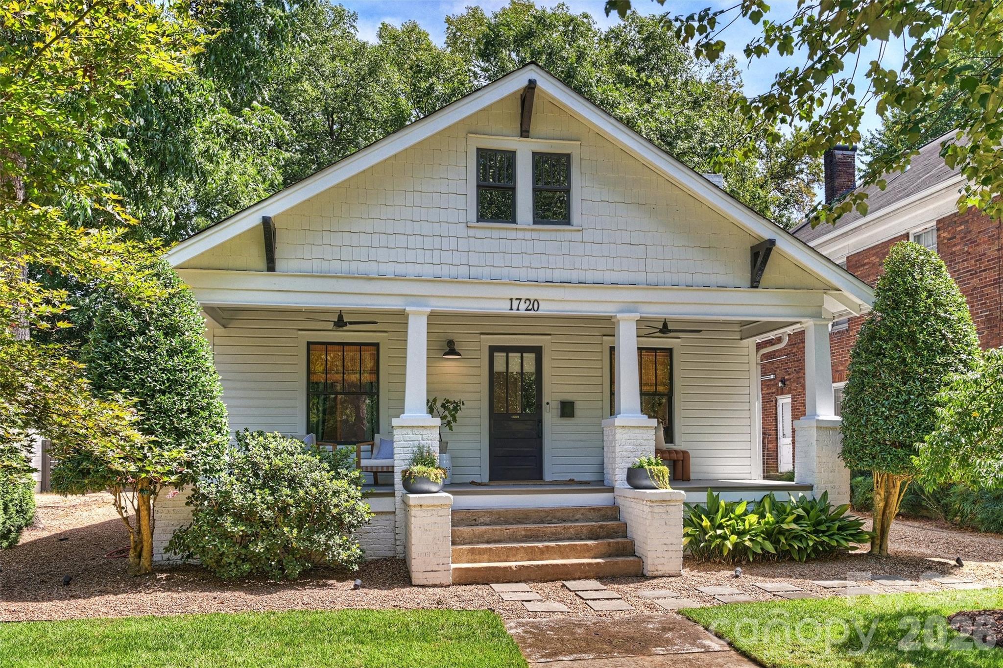 1720 Thomas Avenue Property Photo 1