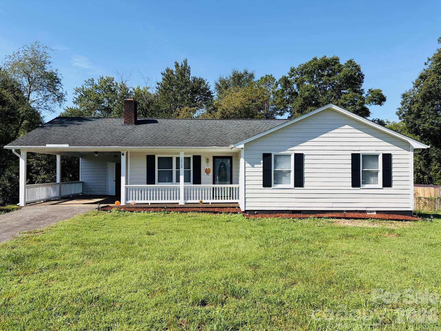 2060 27th Avenue Drive Property Photo 1