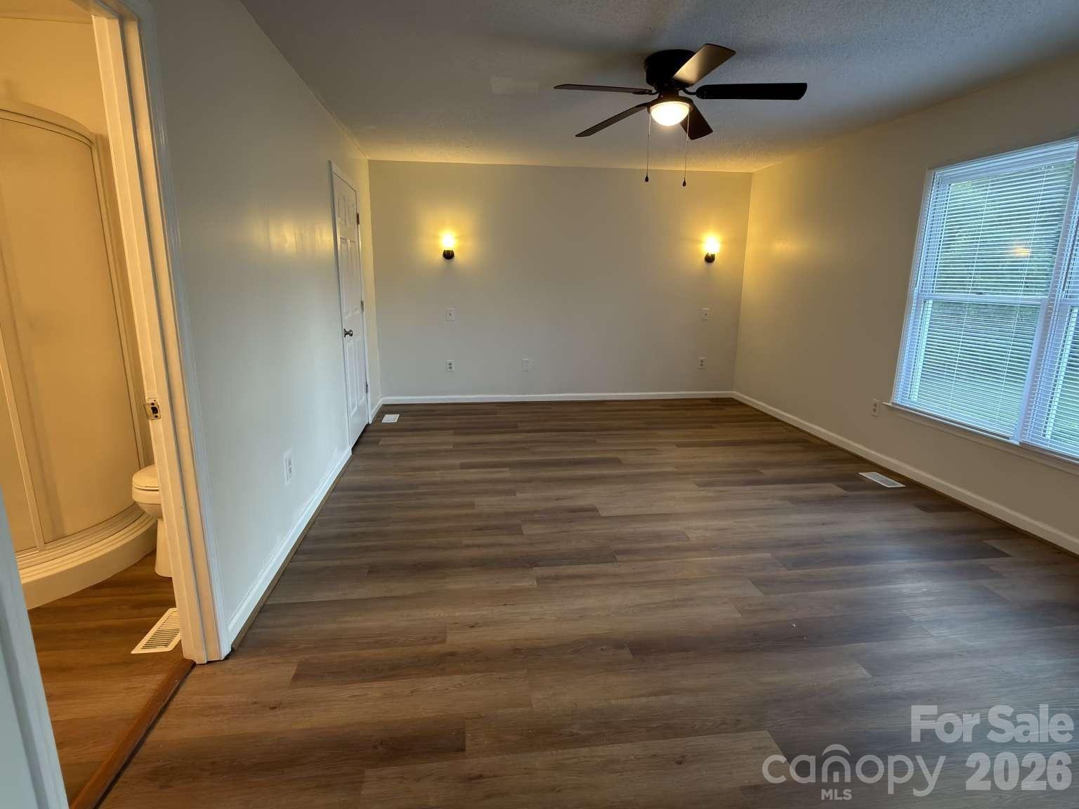 2060 27th Avenue Drive Property Photo 10
