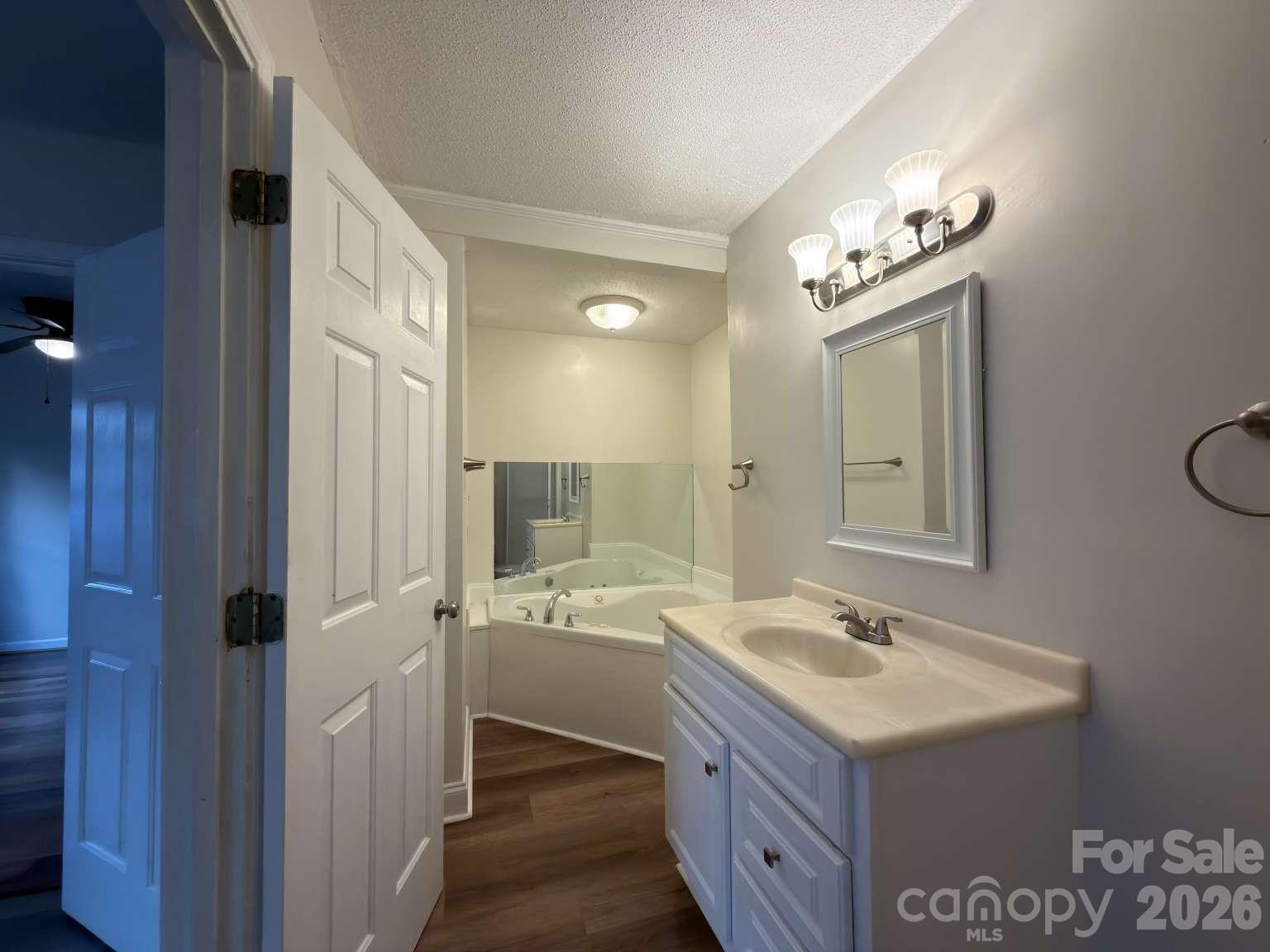 2060 27th Avenue Drive Property Photo 14