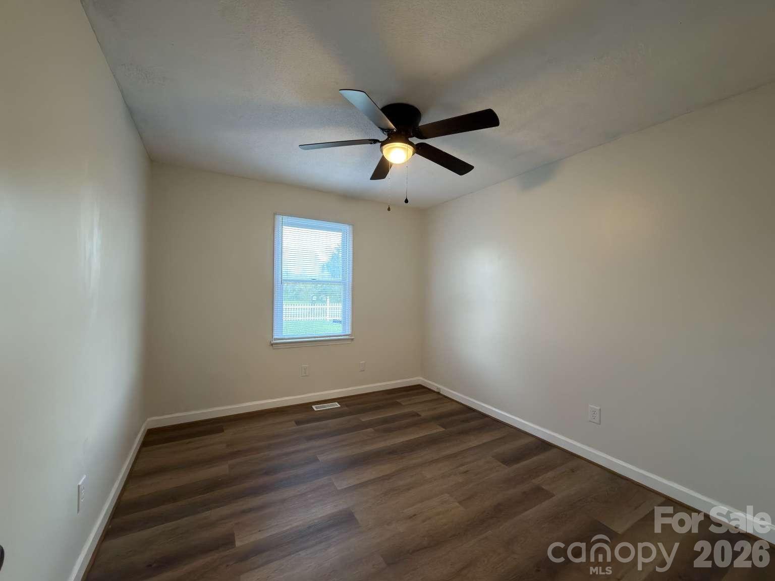 2060 27th Avenue Drive Property Photo 22