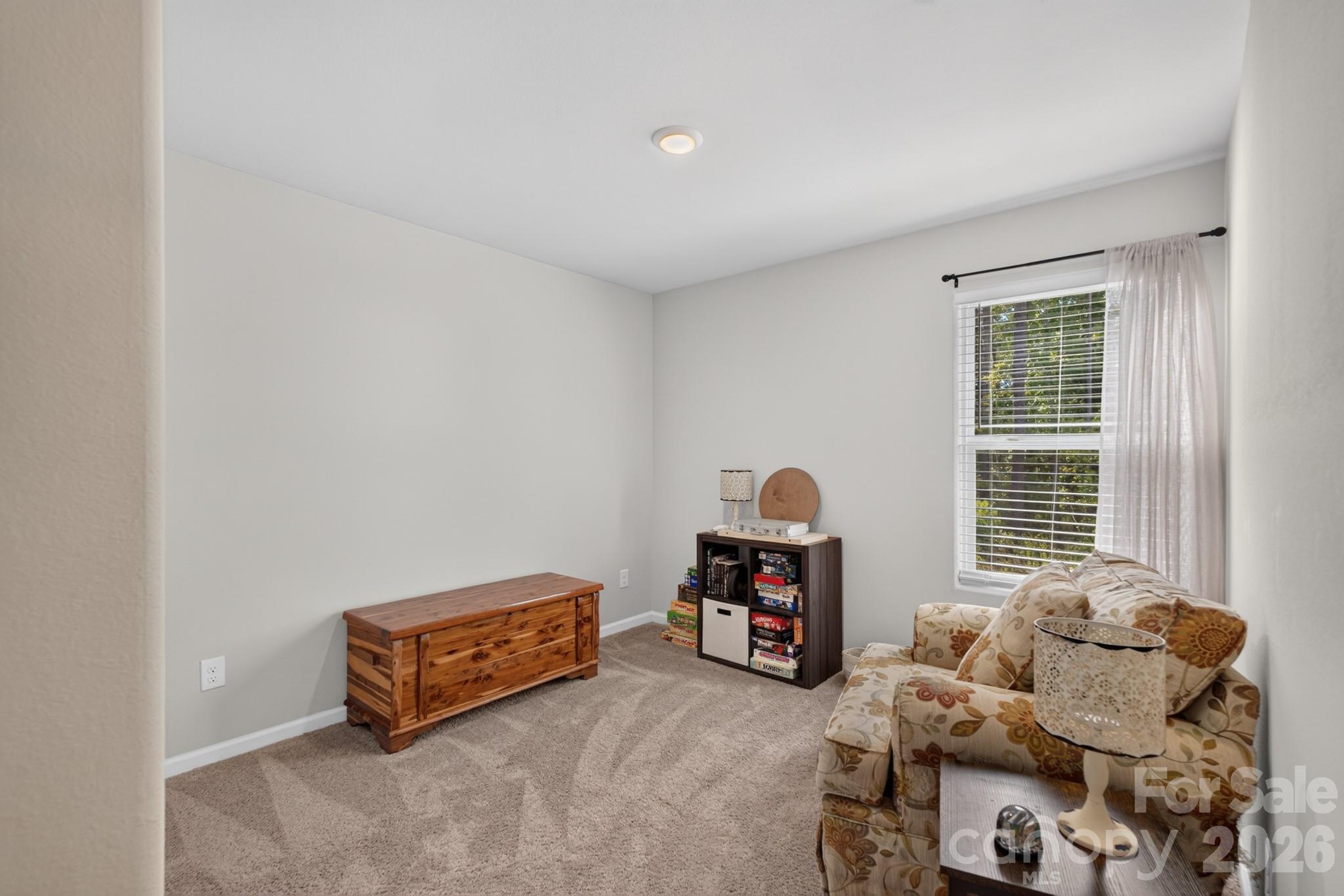 632 Lancelot Drive 60 Property Photo 9