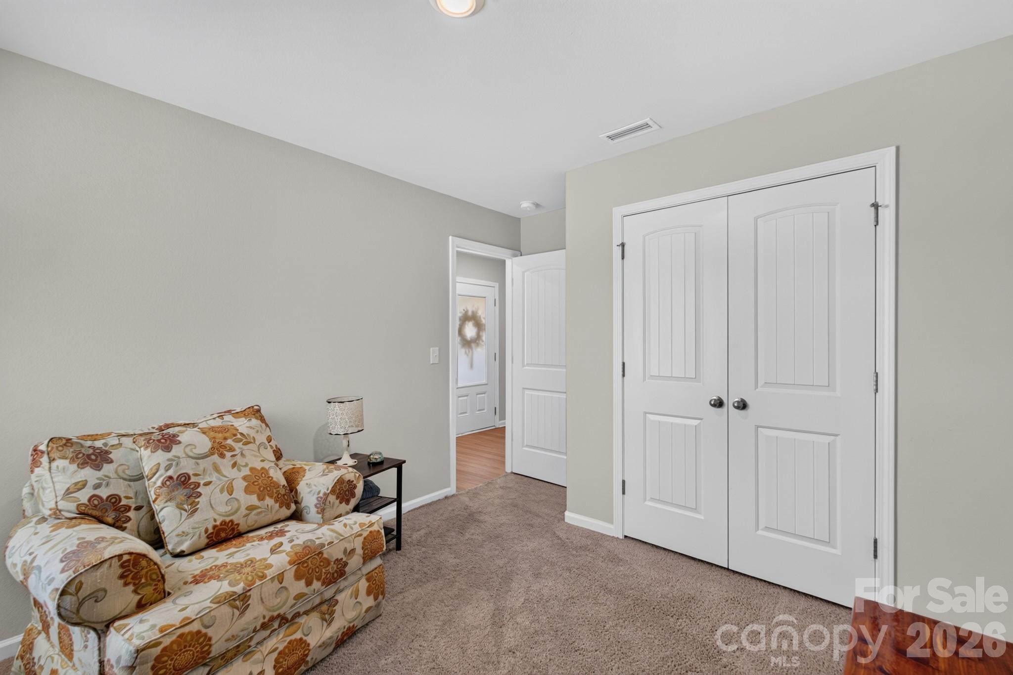 632 Lancelot Drive 60 Property Photo 10