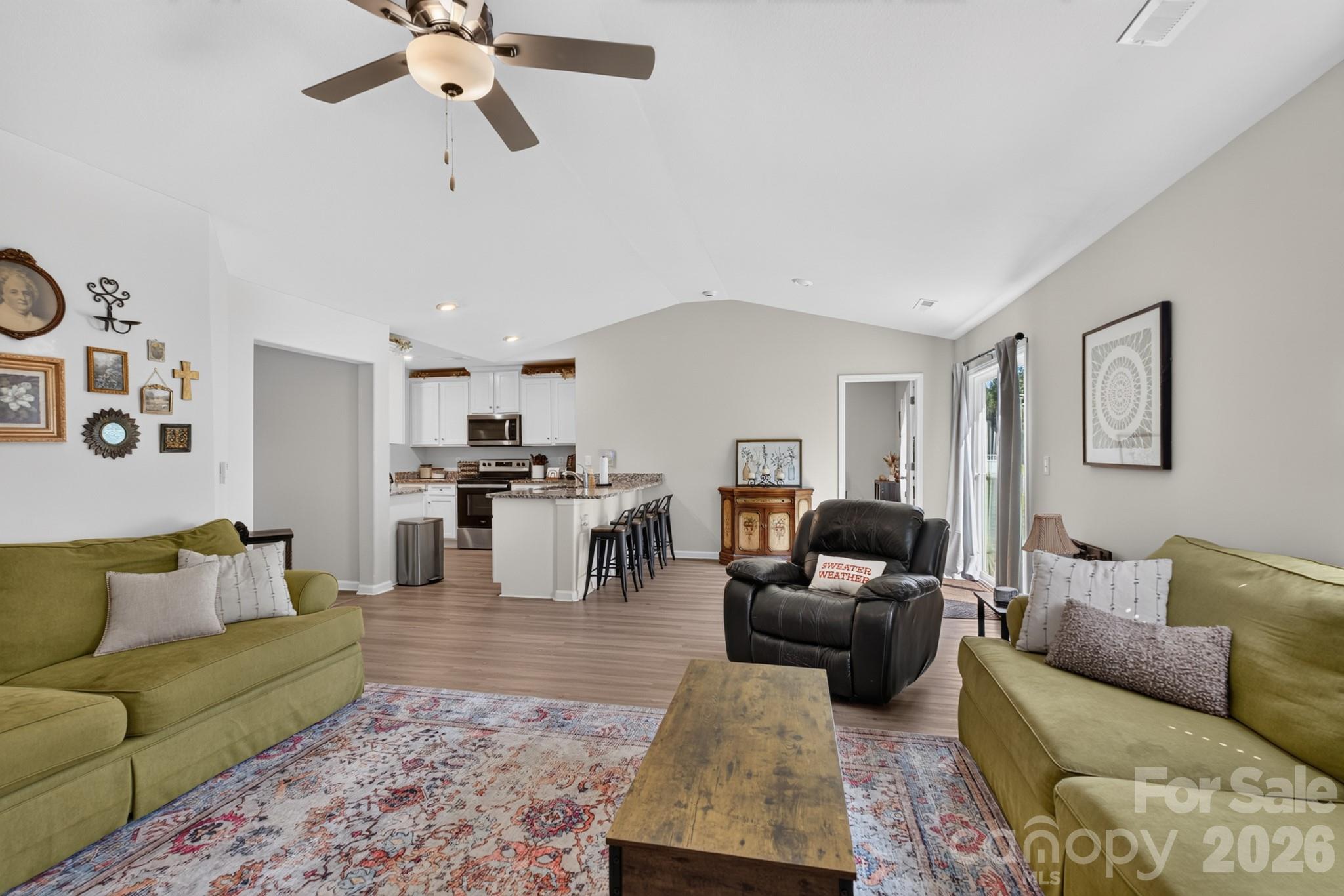 632 Lancelot Drive 60 Property Photo 16
