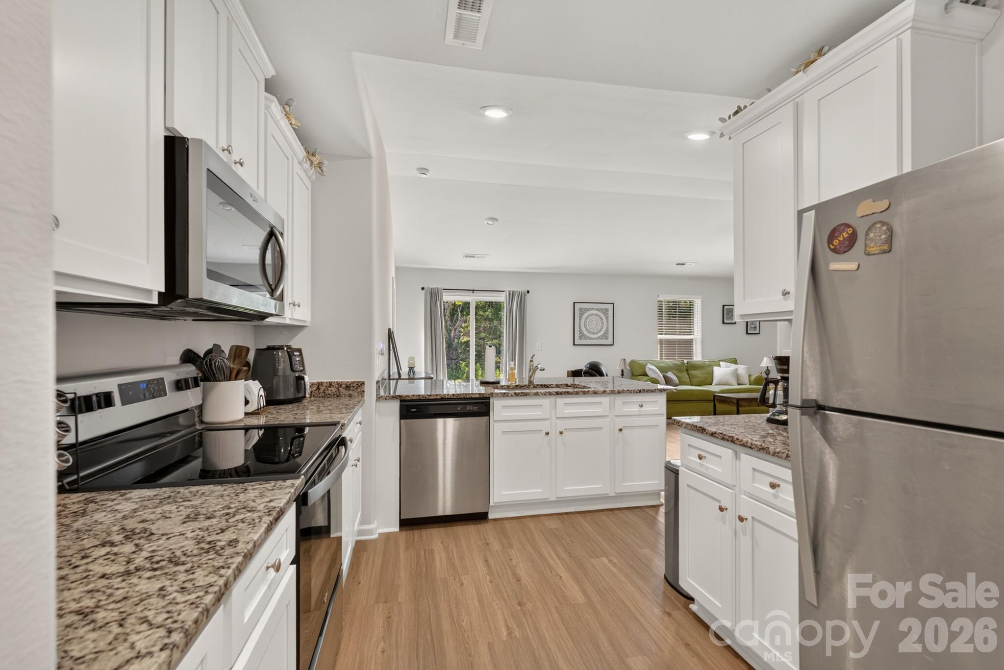 632 Lancelot Drive 60 Property Photo 24