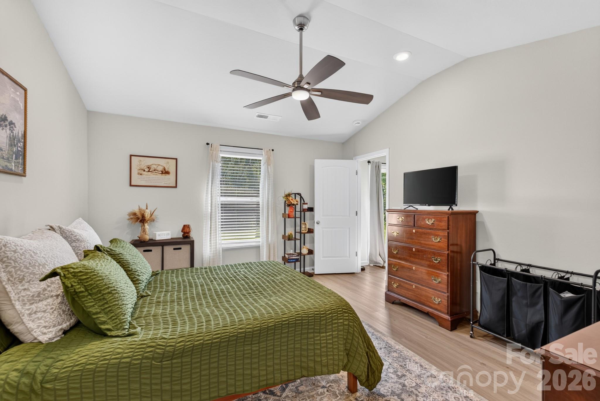 632 Lancelot Drive 60 Property Photo 27