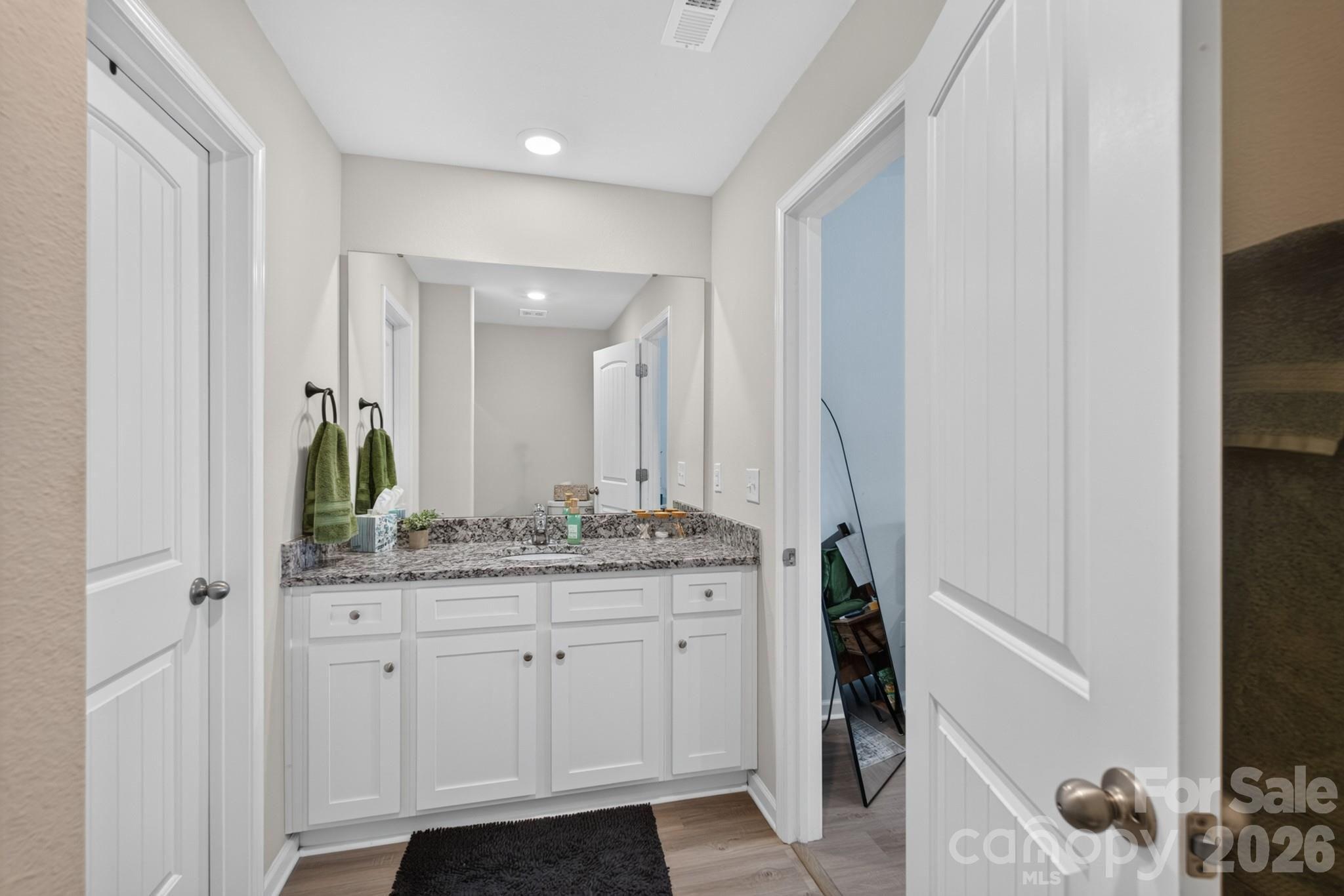 632 Lancelot Drive 60 Property Photo 29