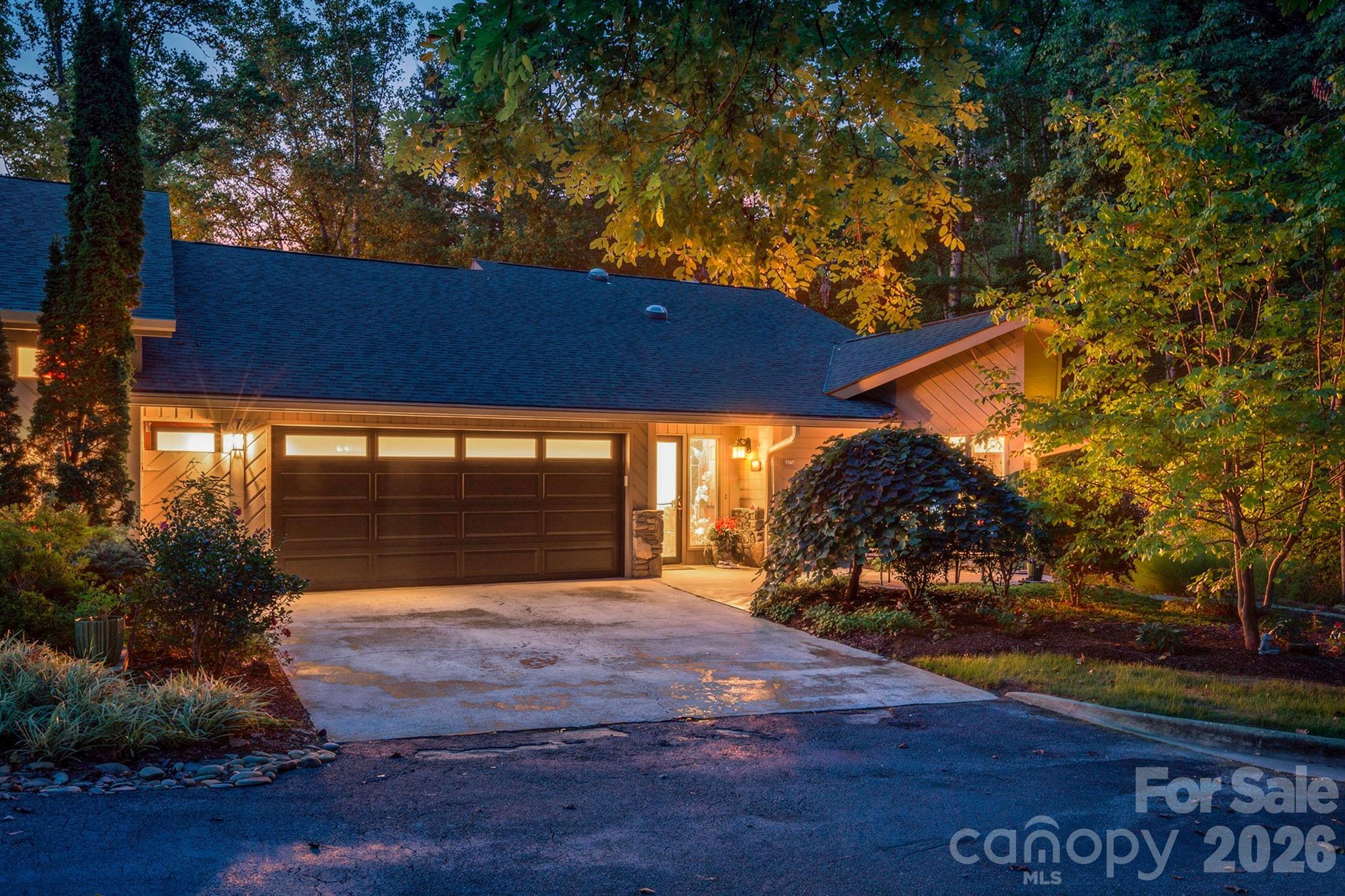 1702 Timber Trail Property Photo 3