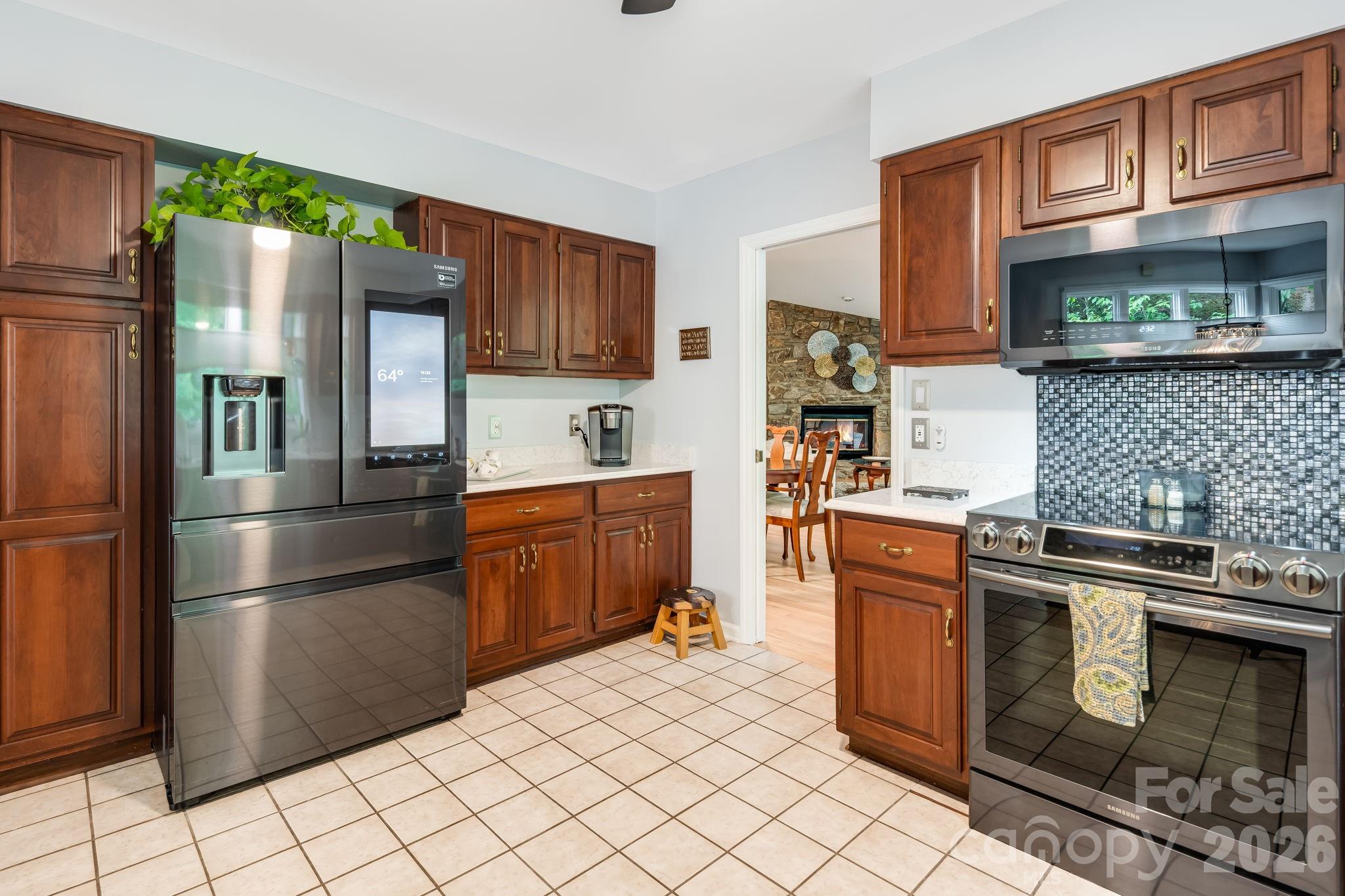 1702 Timber Trail Property Photo 8