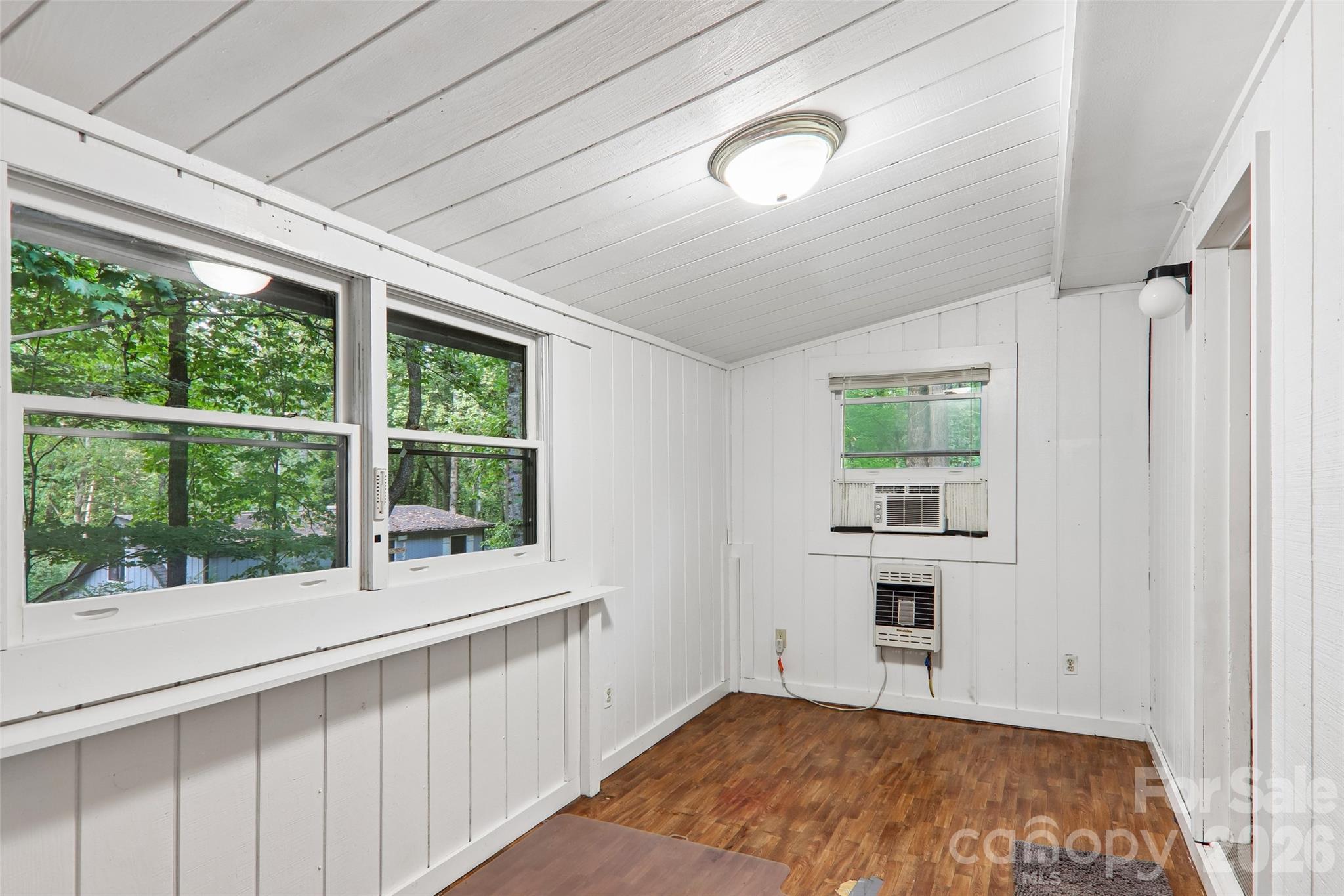 64 Blue Jay Loop Property Photo 20