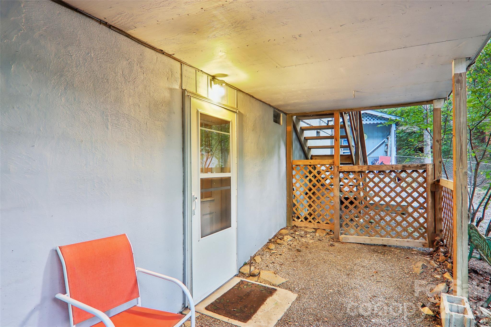 64 Blue Jay Loop Property Photo 27