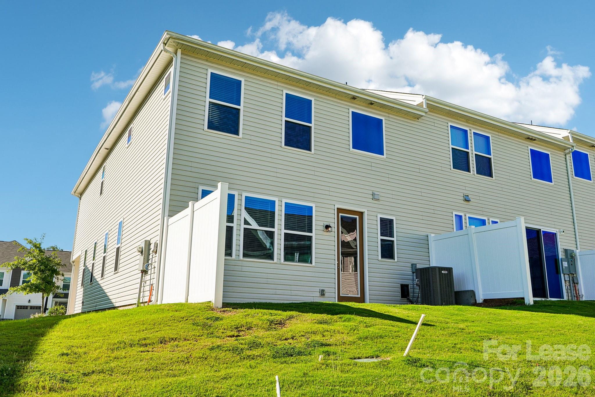 15618 Little Bluestem Street Property Photo 45