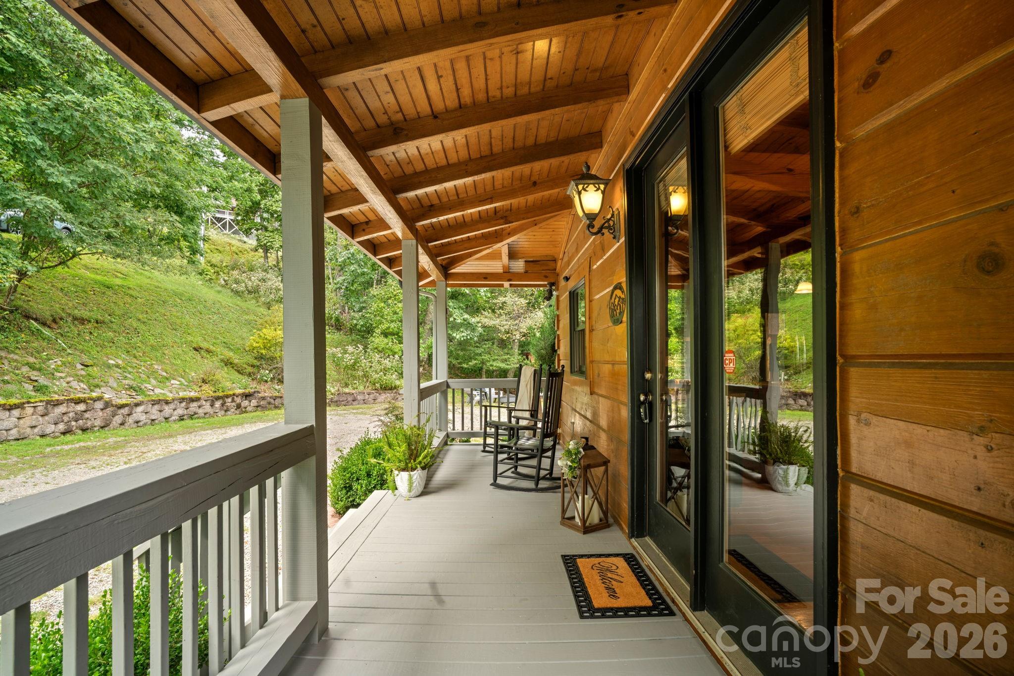 372 Broken Arrow Trail Property Photo 6