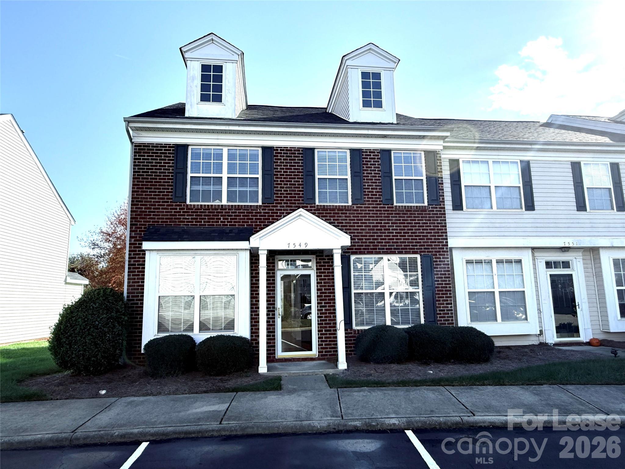 7549 Bluff Point Lane Property Photo 1