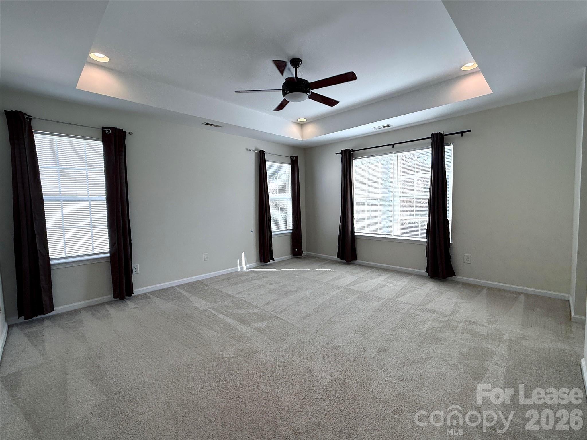 7549 Bluff Point Lane Property Photo 9