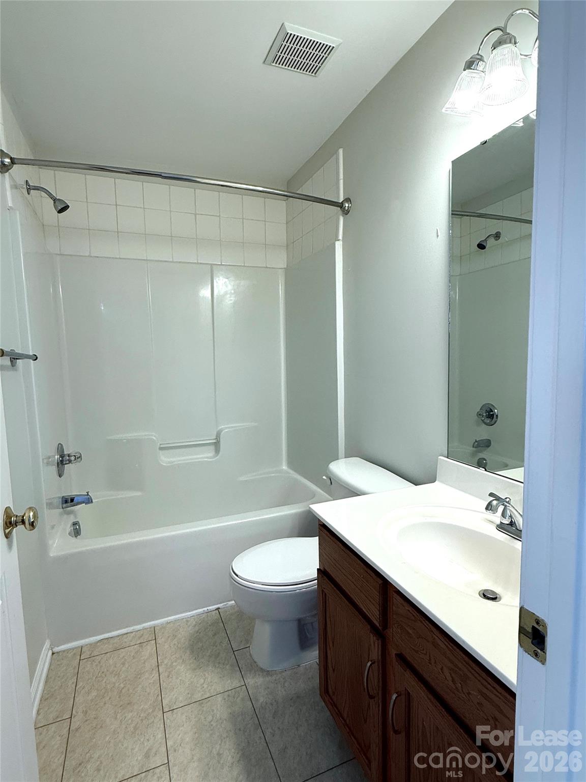 7549 Bluff Point Lane Property Photo 12