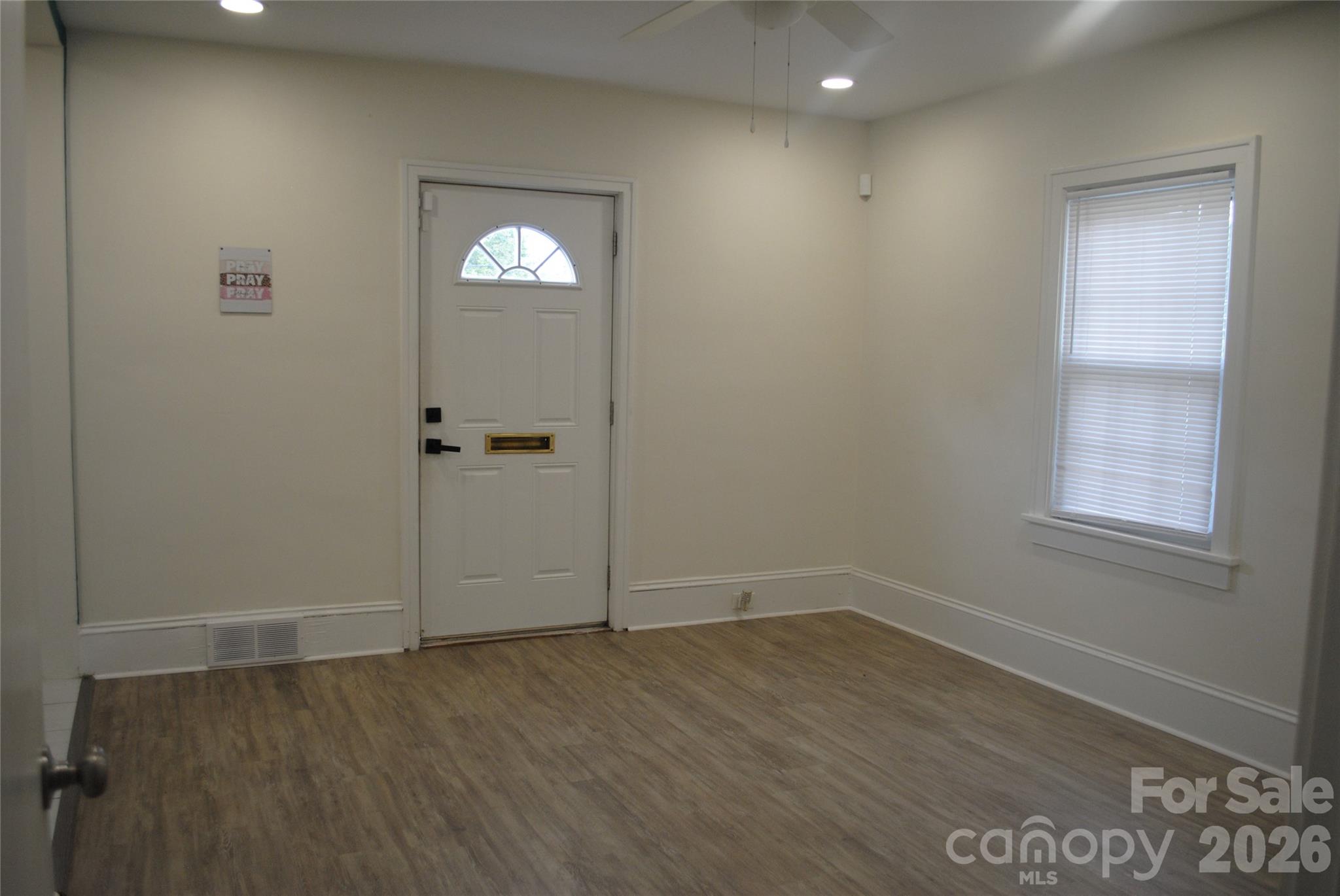636 Statesville Boulevard Property Photo 3