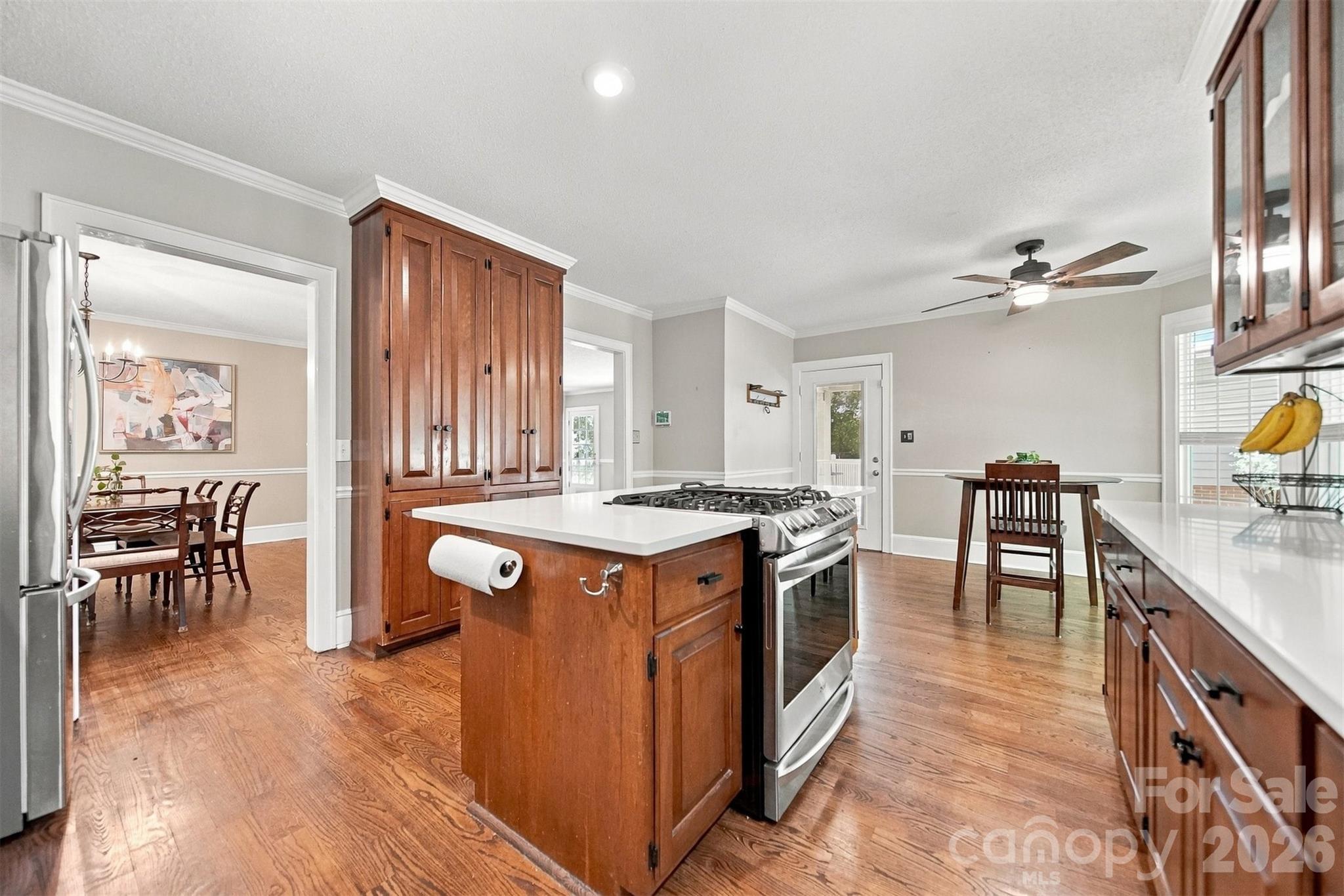 1602 Fairway Drive Property Photo 8