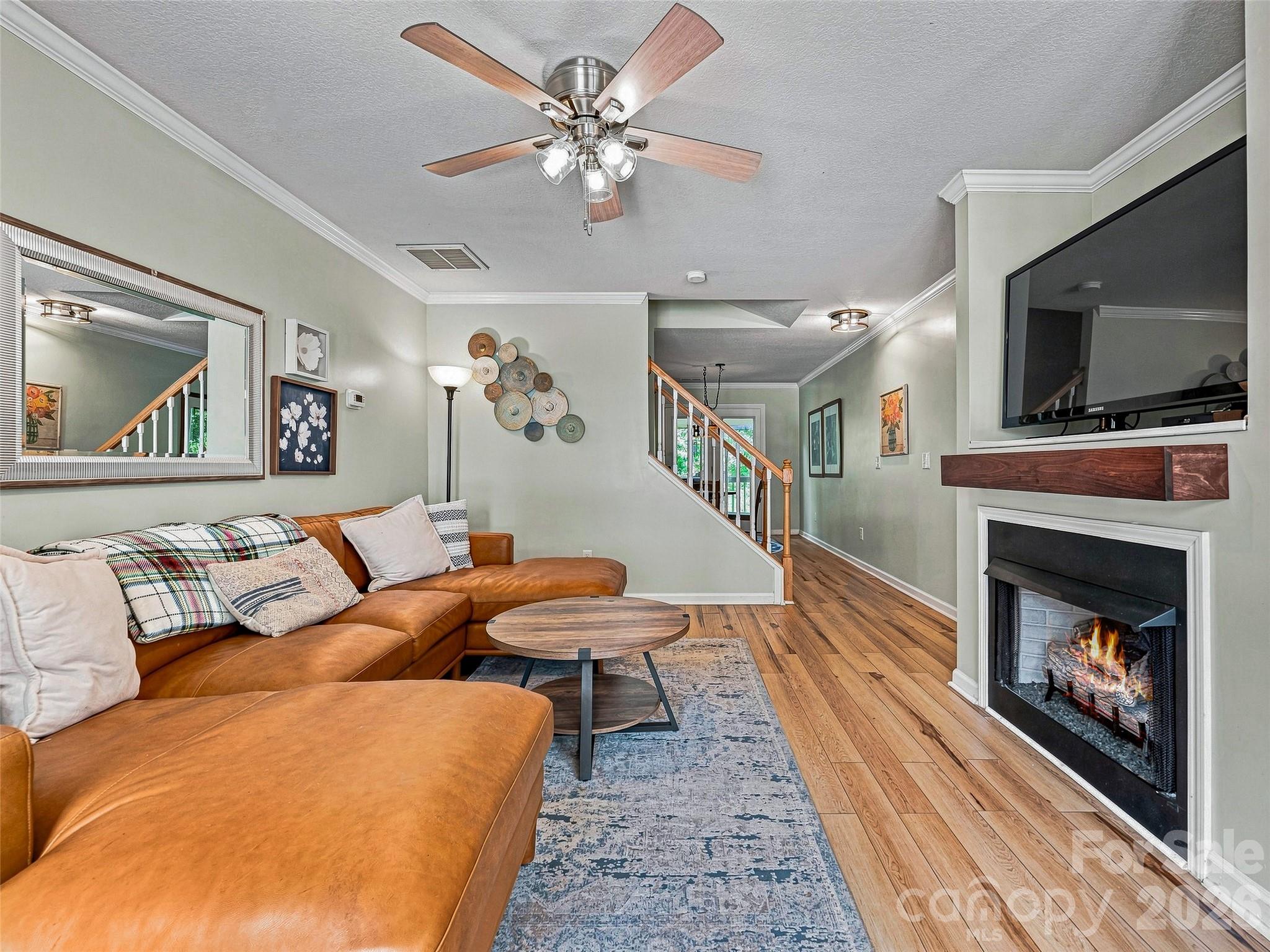 143 Alpine Ridge Drive Property Photo 1