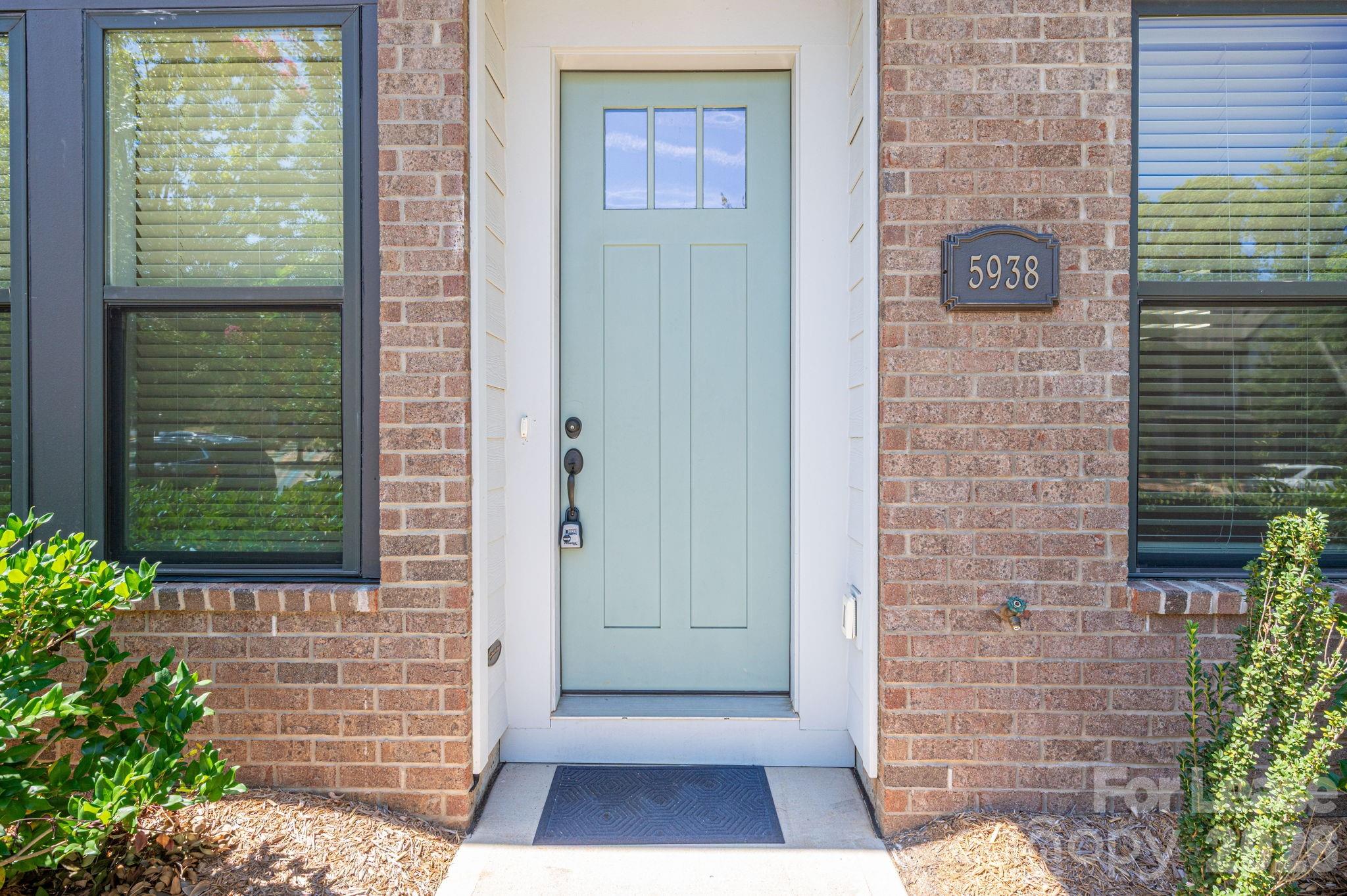 5938 Ardrey Kell Road Property Photo 3