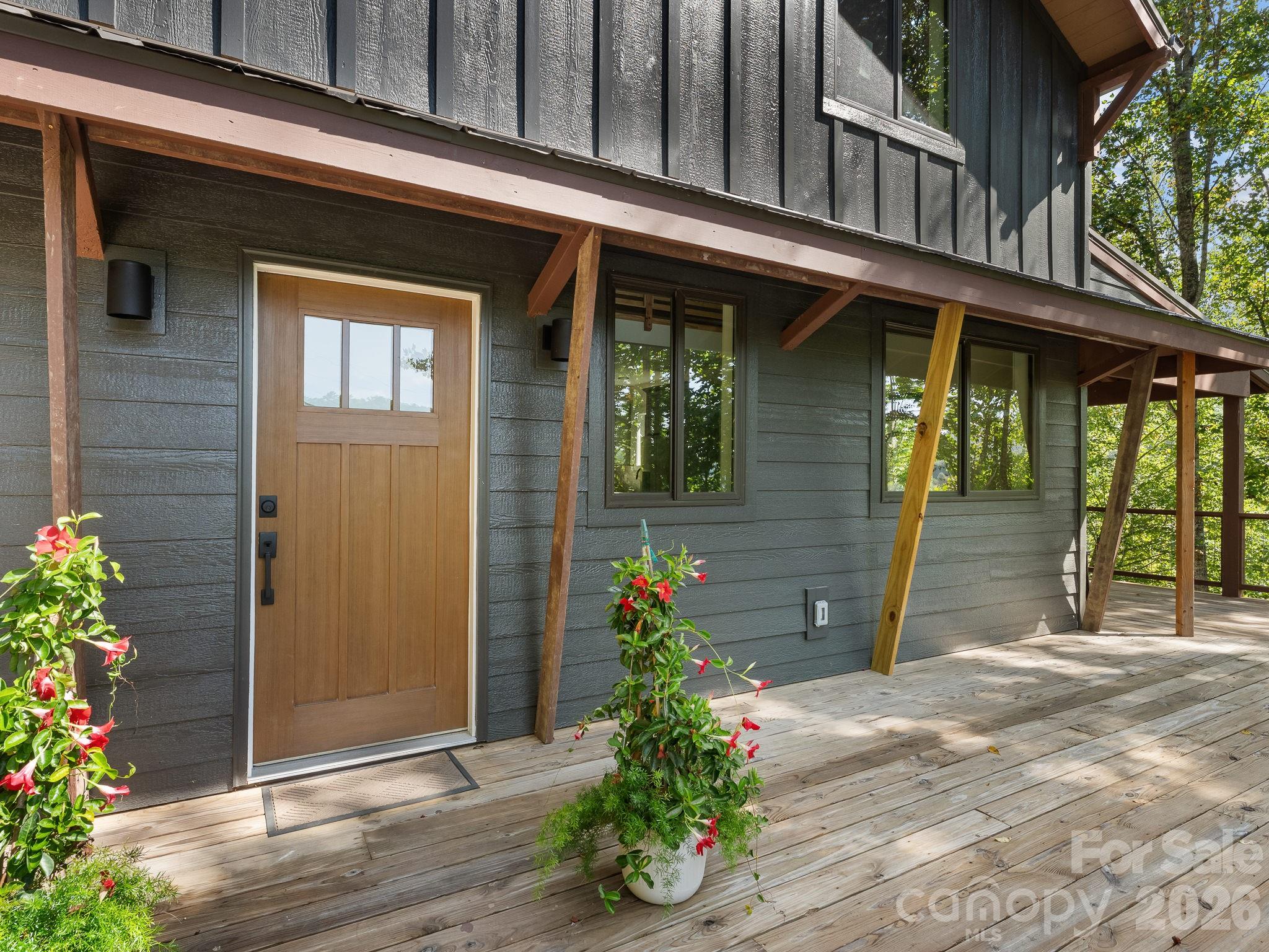 114 Phivo Drive Property Photo 6