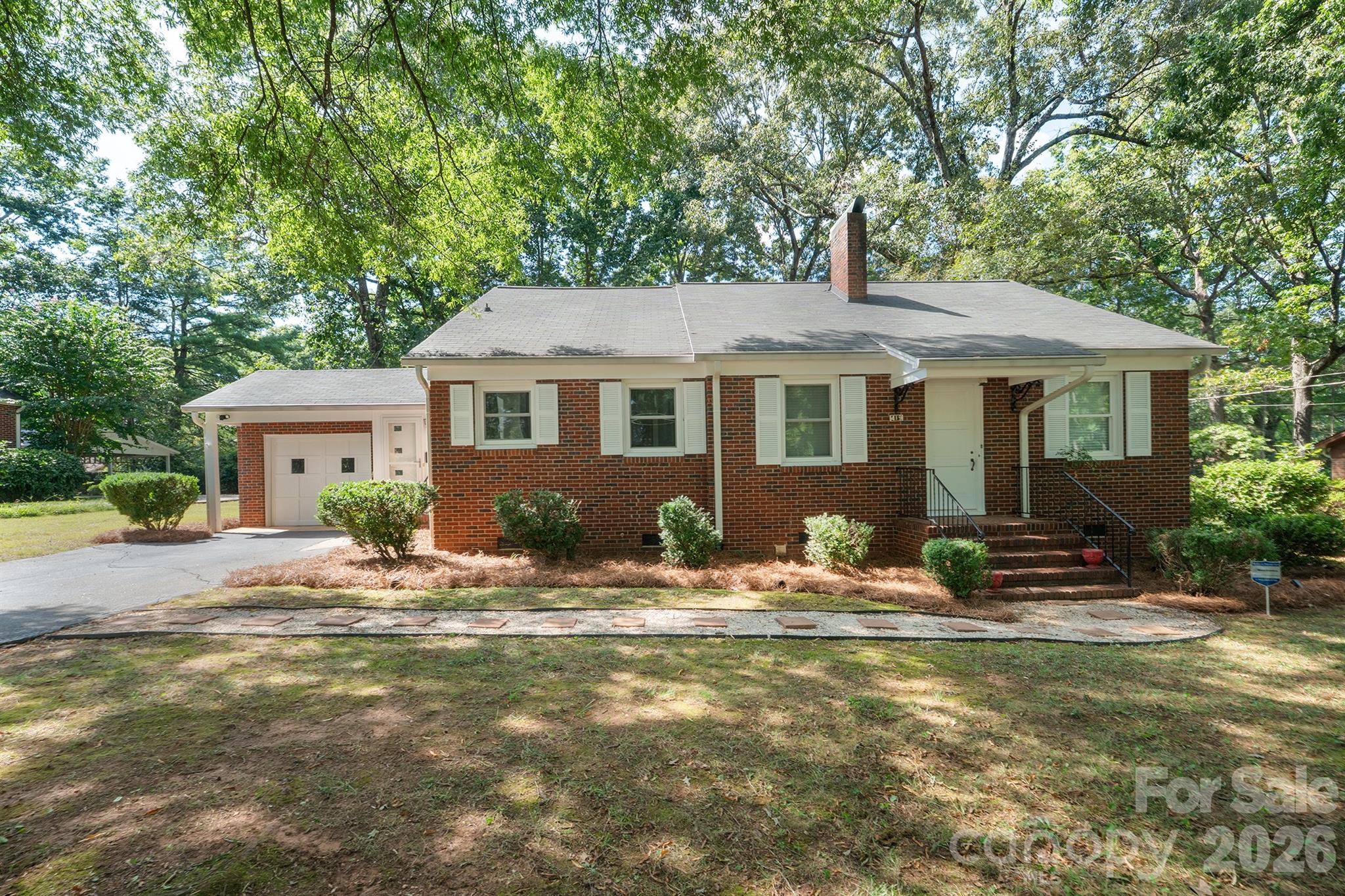419 1st Avenue Property Photo 2