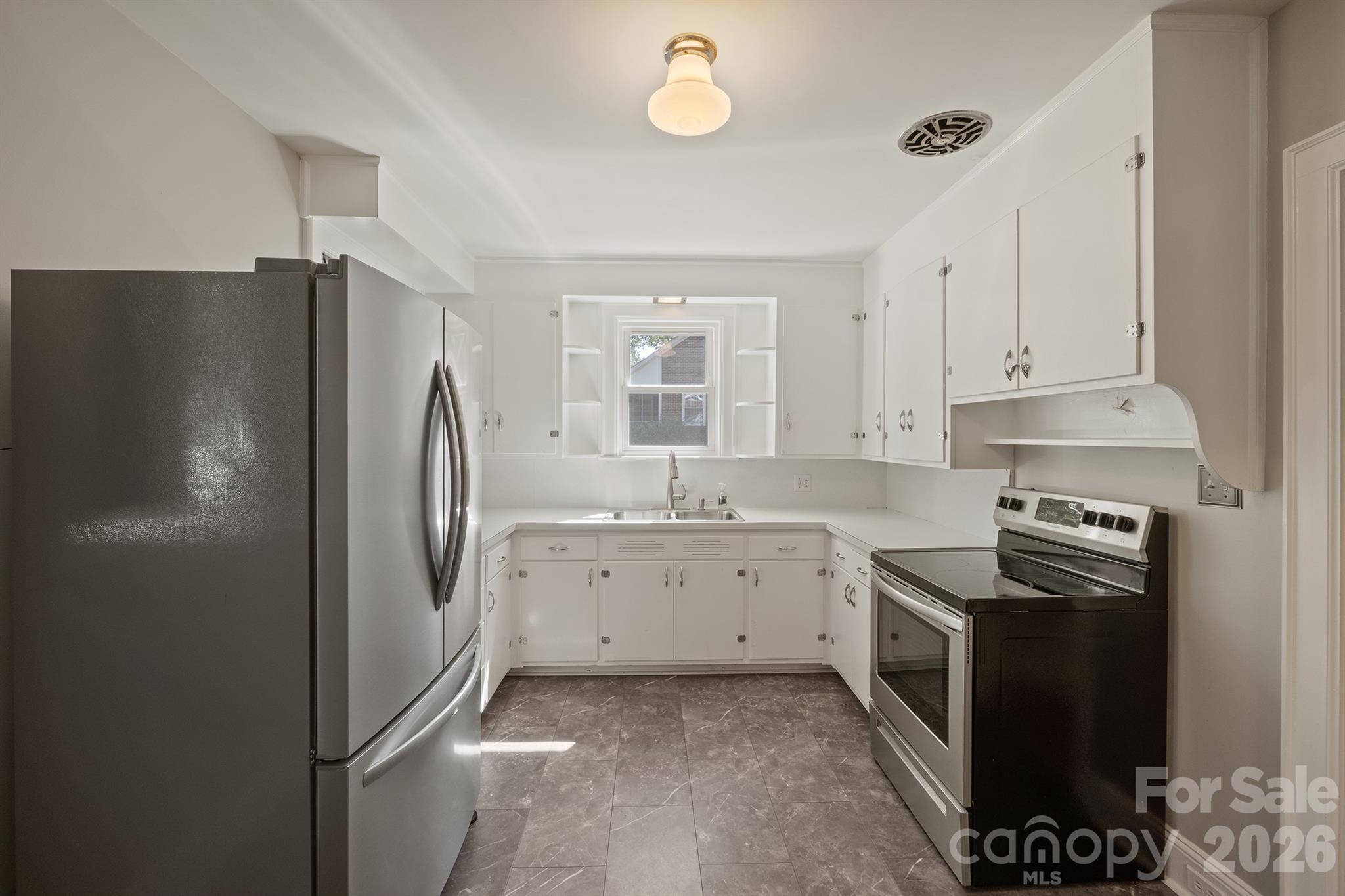 419 1st Avenue Property Photo 14
