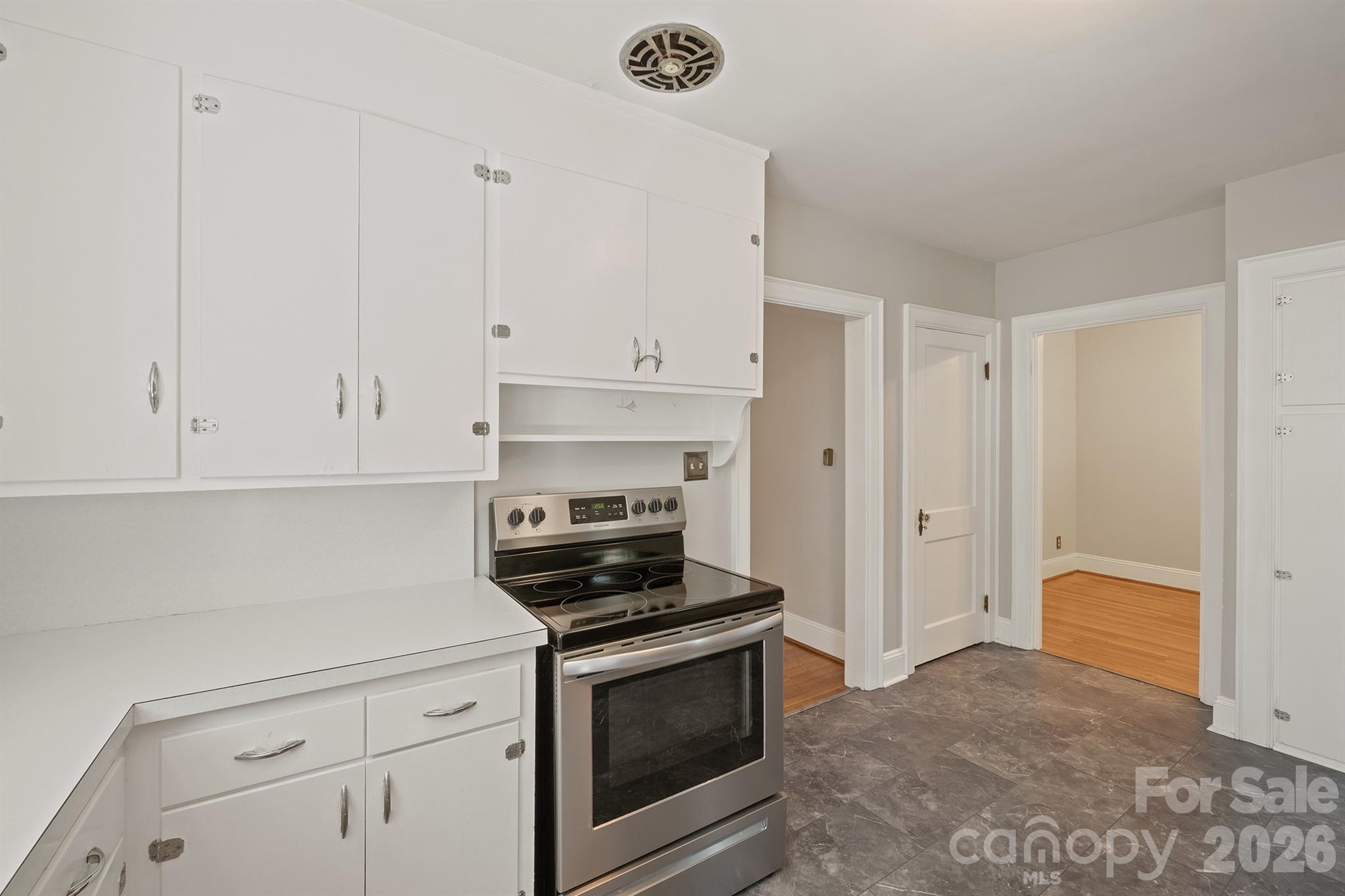 419 1st Avenue Property Photo 15