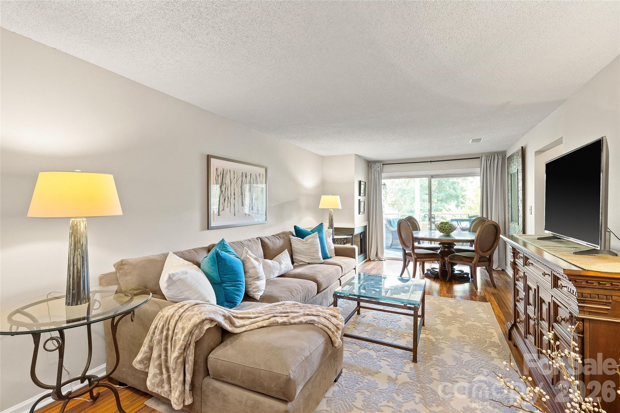 2508 Stradbrook Drive B Property Photo 14