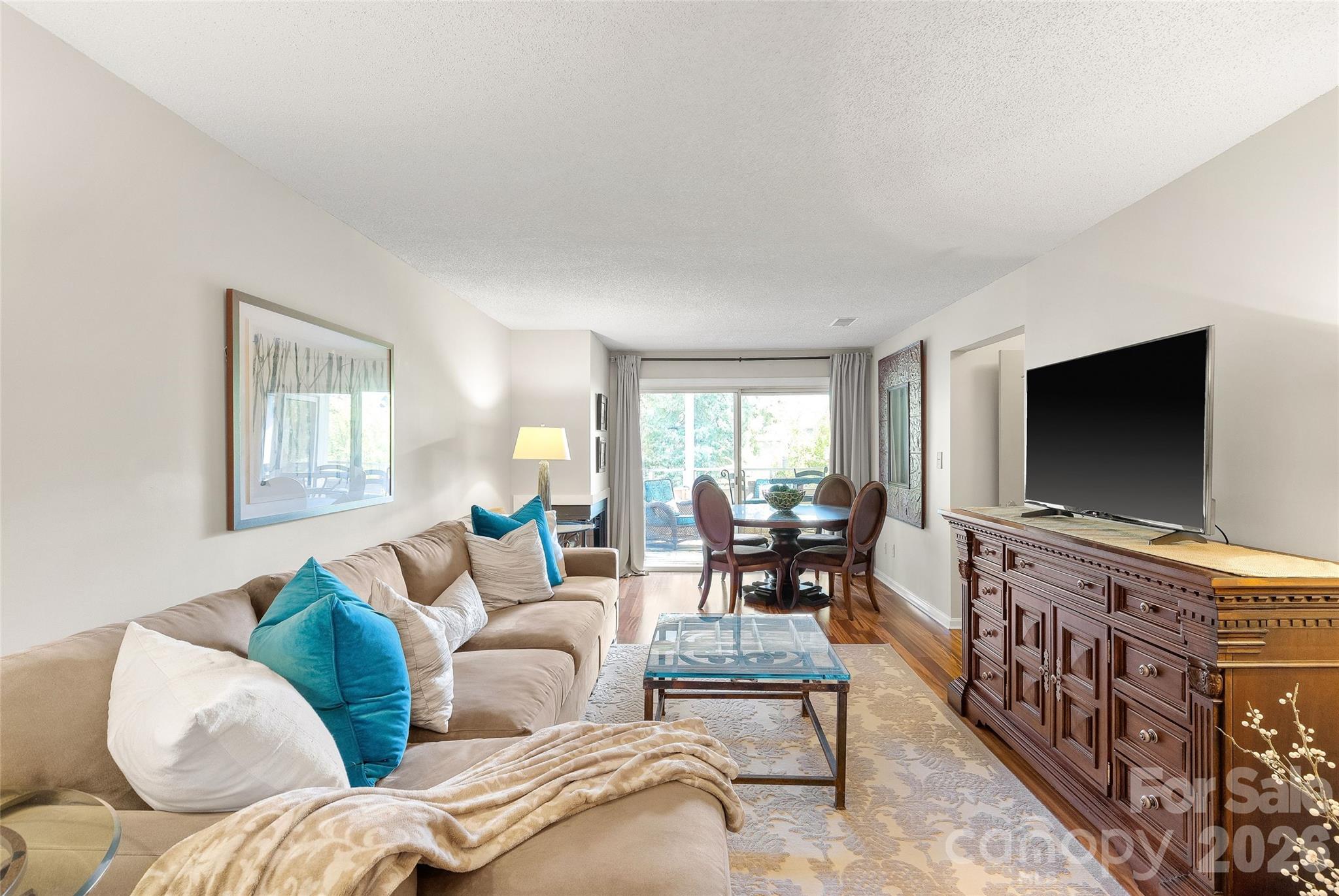 2508 Stradbrook Drive B Property Photo 15