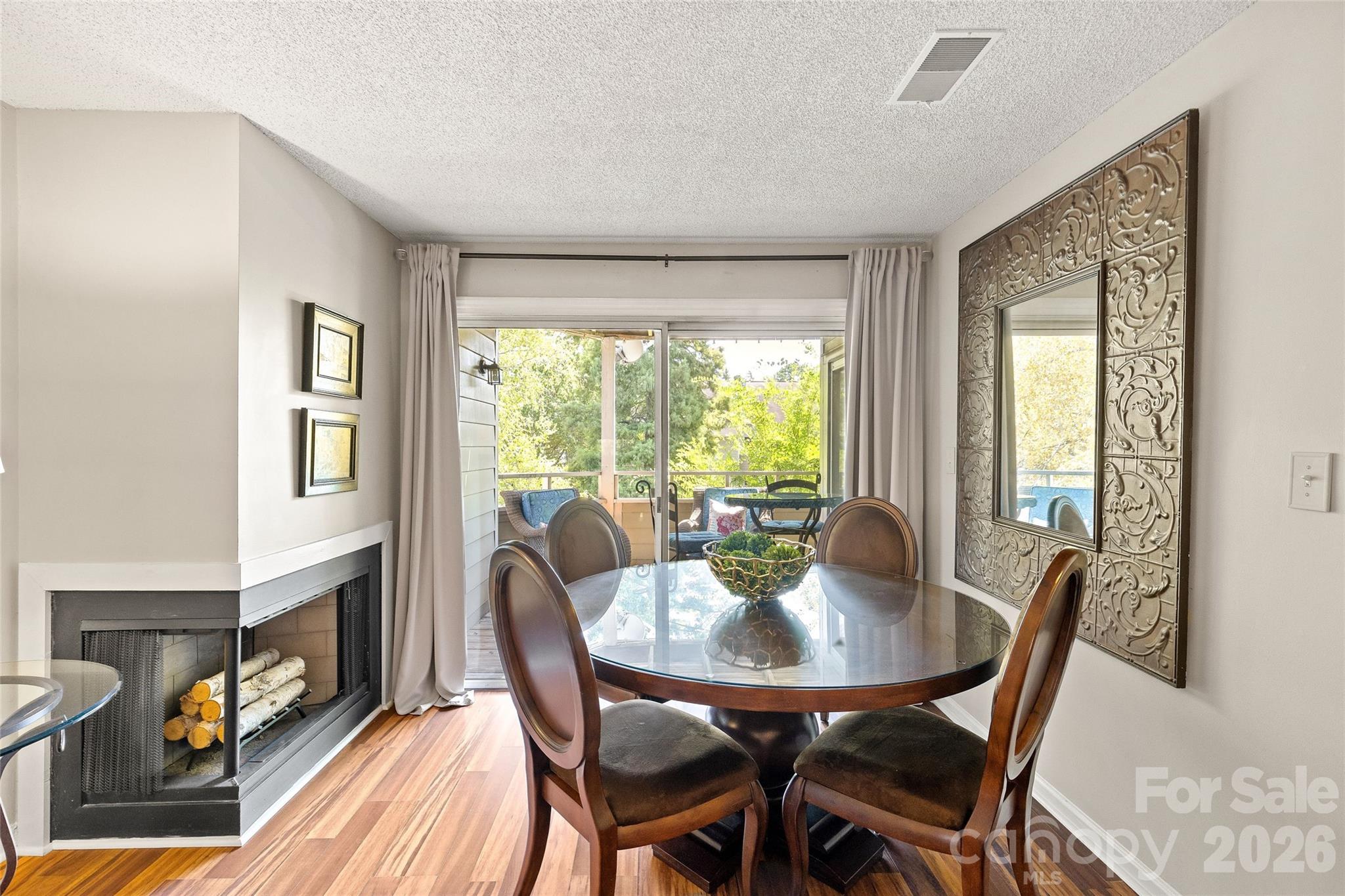 2508 Stradbrook Drive B Property Photo 19