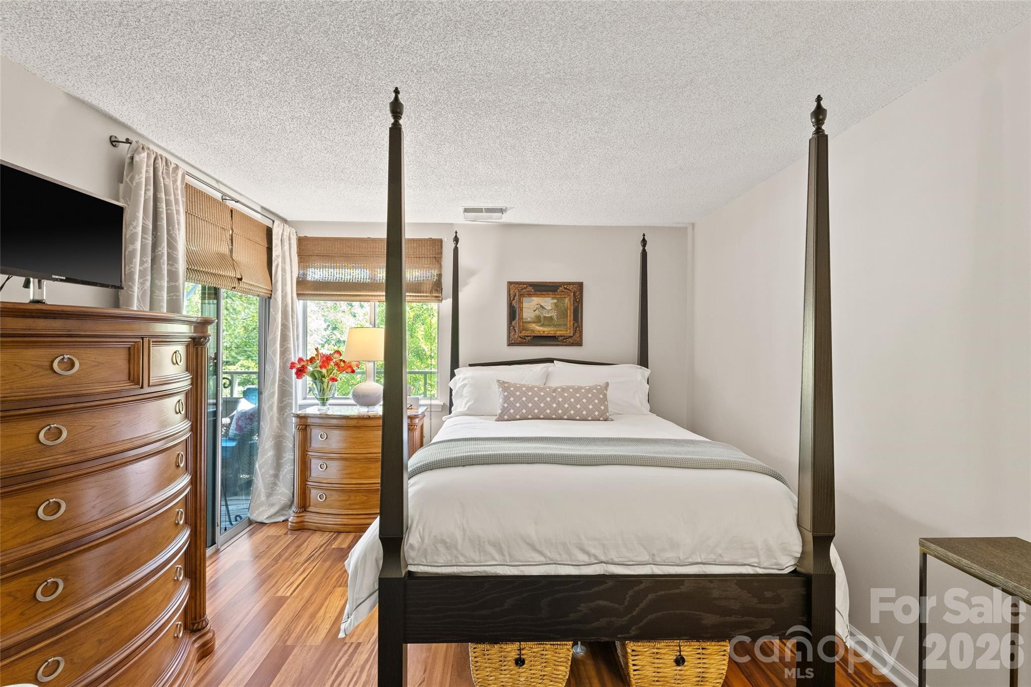 2508 Stradbrook Drive B Property Photo 24