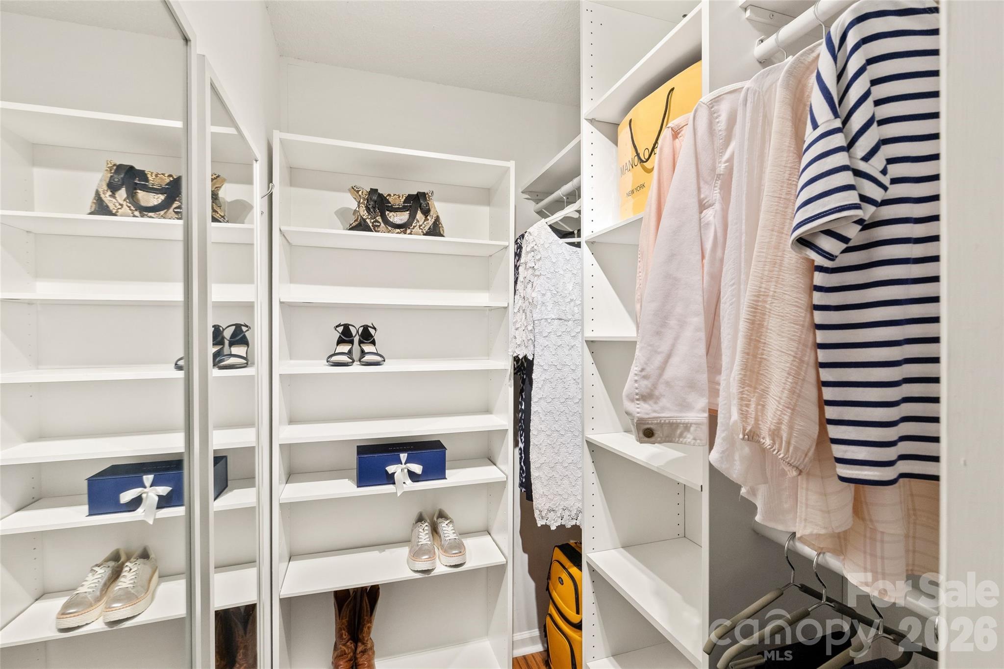 2508 Stradbrook Drive B Property Photo 28