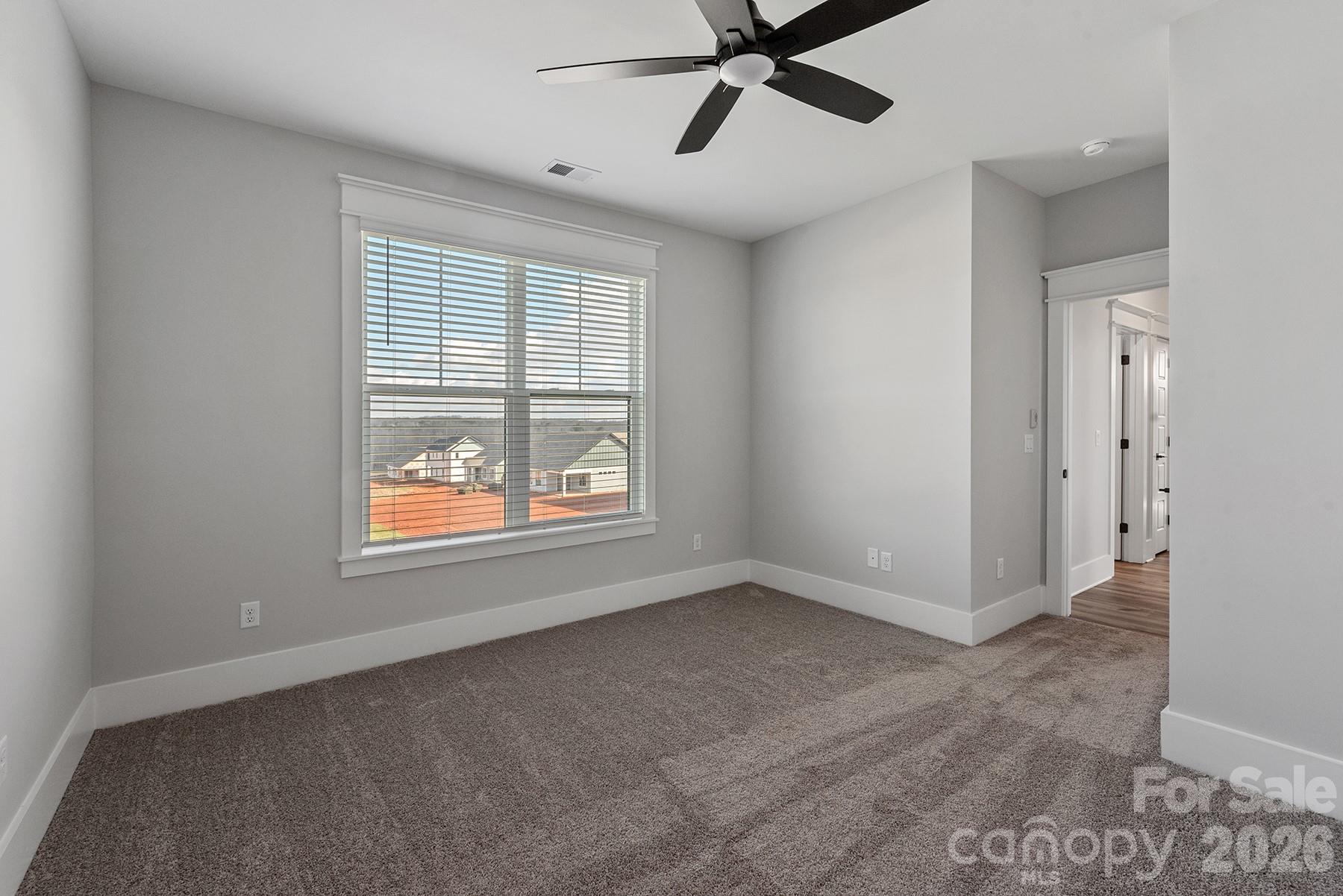 2092 Fordhill Street Property Photo 22