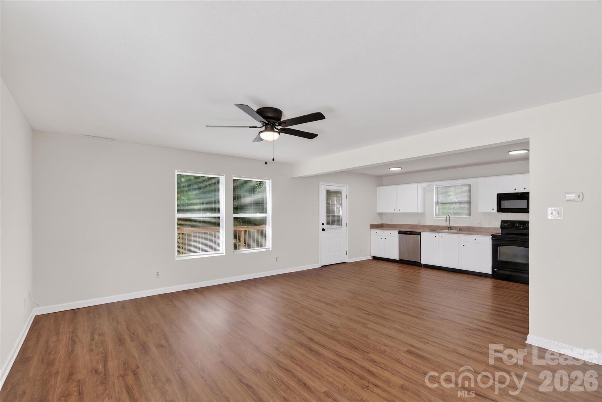 458 Settlers Ridge Drive Property Photo 9