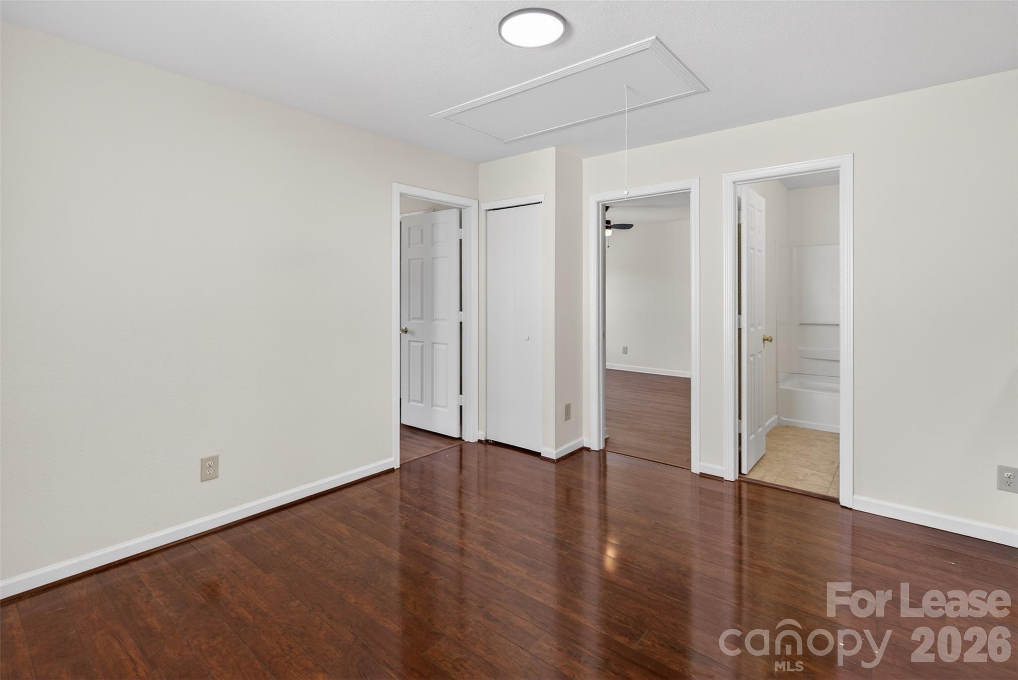 458 Settlers Ridge Drive Property Photo 15