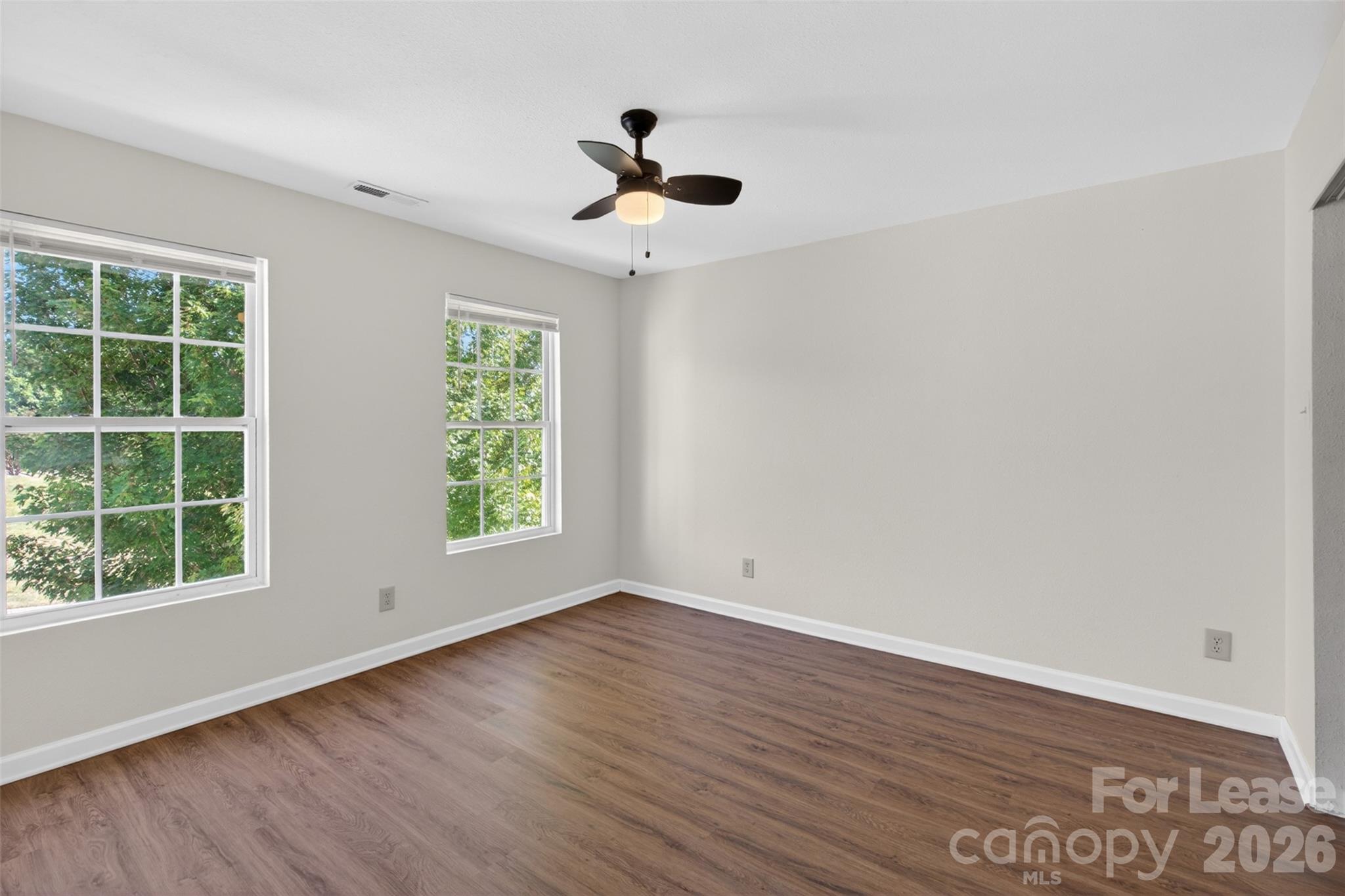 458 Settlers Ridge Drive Property Photo 16