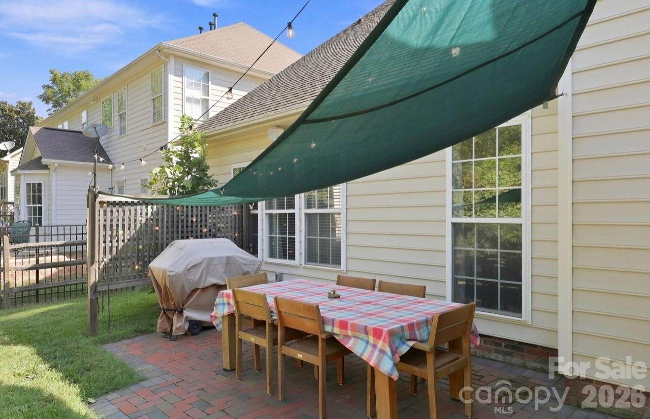 16215 Hollingbourne Road Property Photo 36