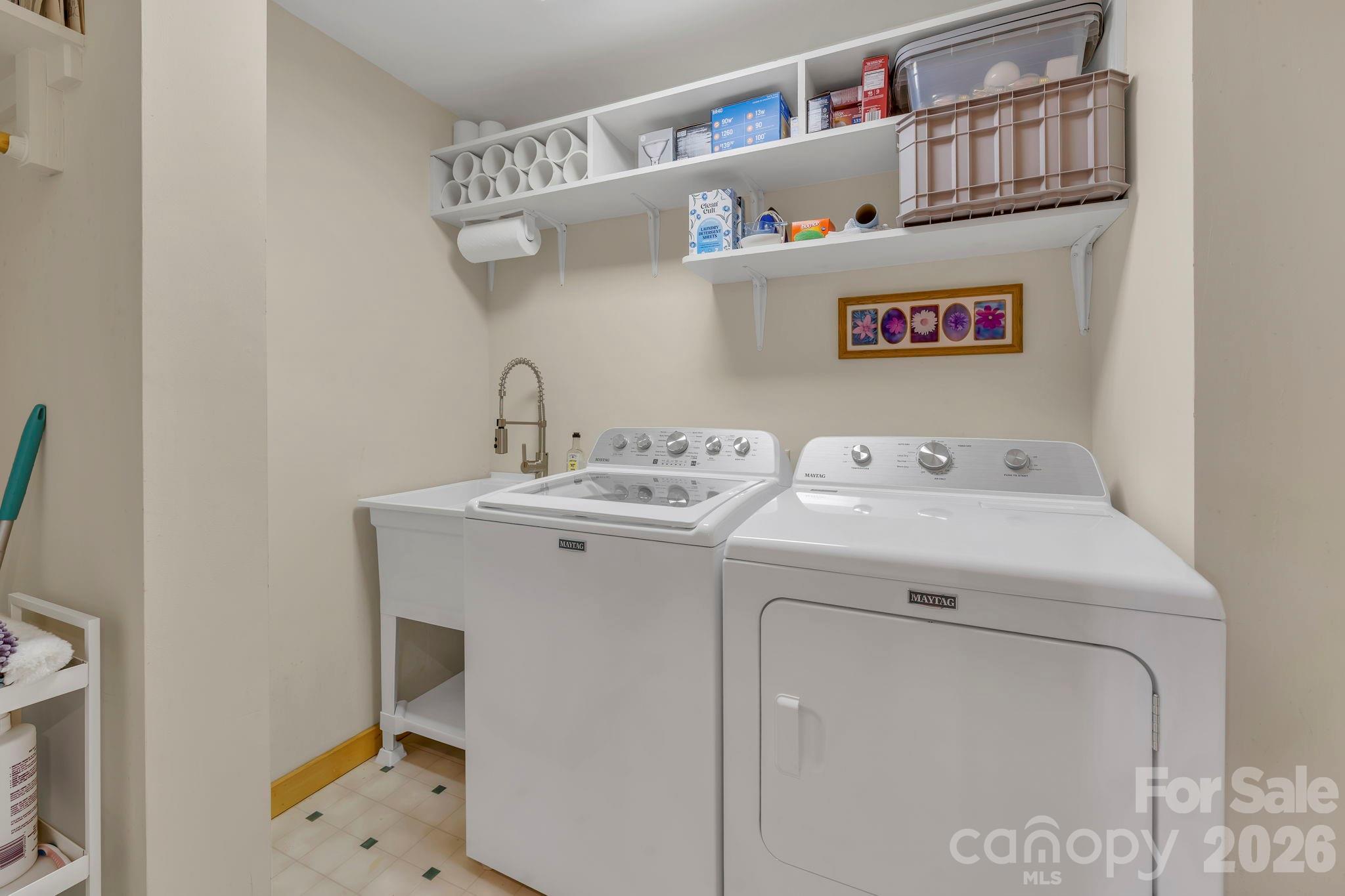 4880 Nightingale Lane Property Photo 46