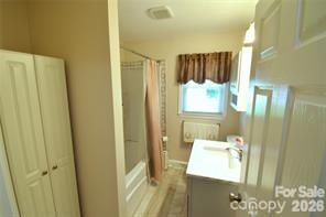 902 Carmel Drive Property Photo 18