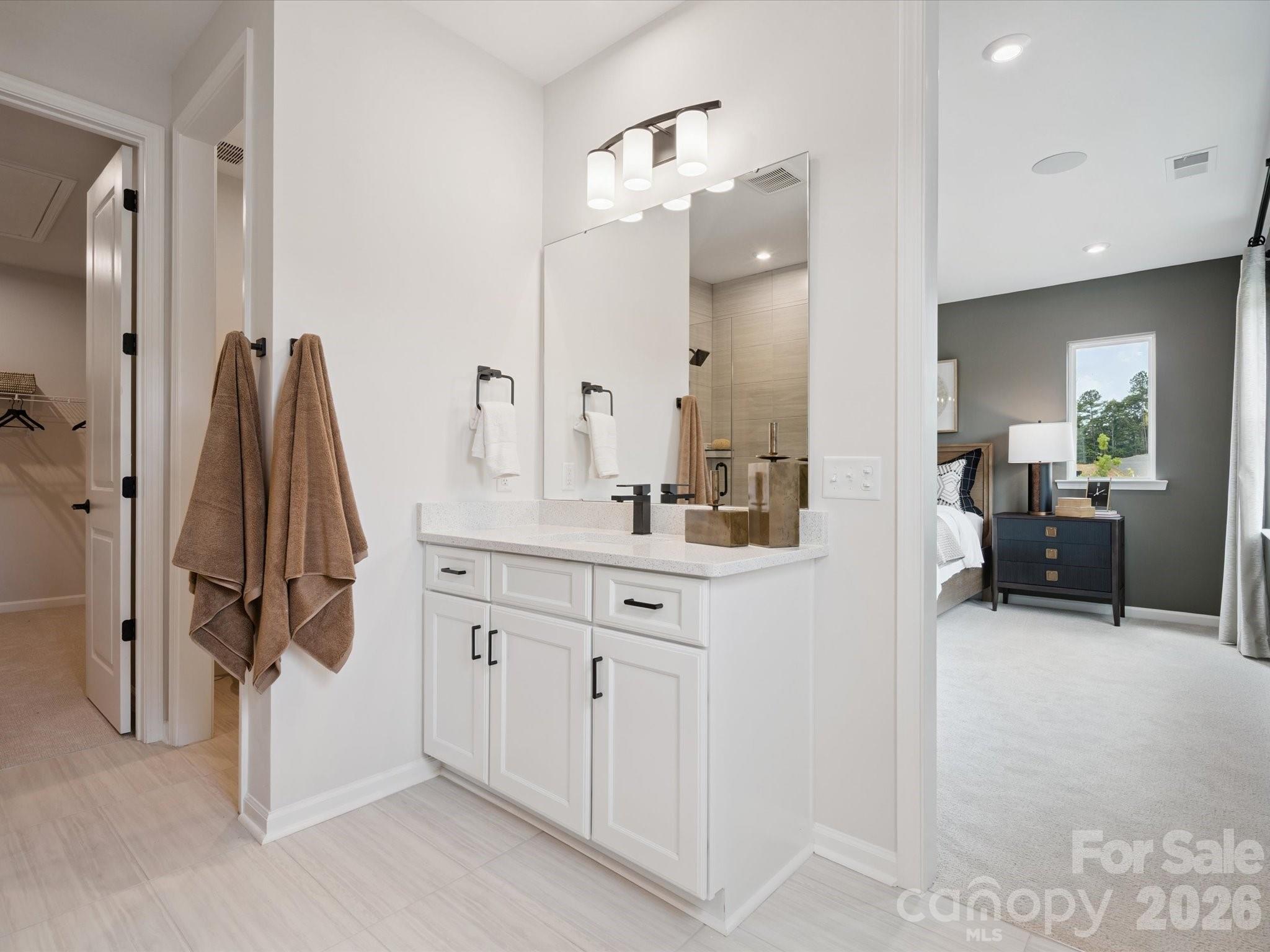 717 Bowery Place Property Photo 19